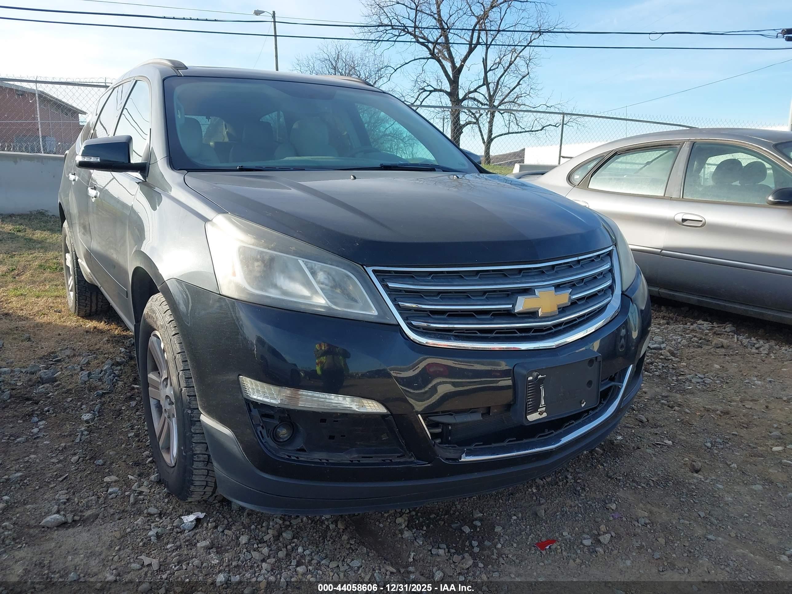 CHEVROLET TRAVERSE image 6
