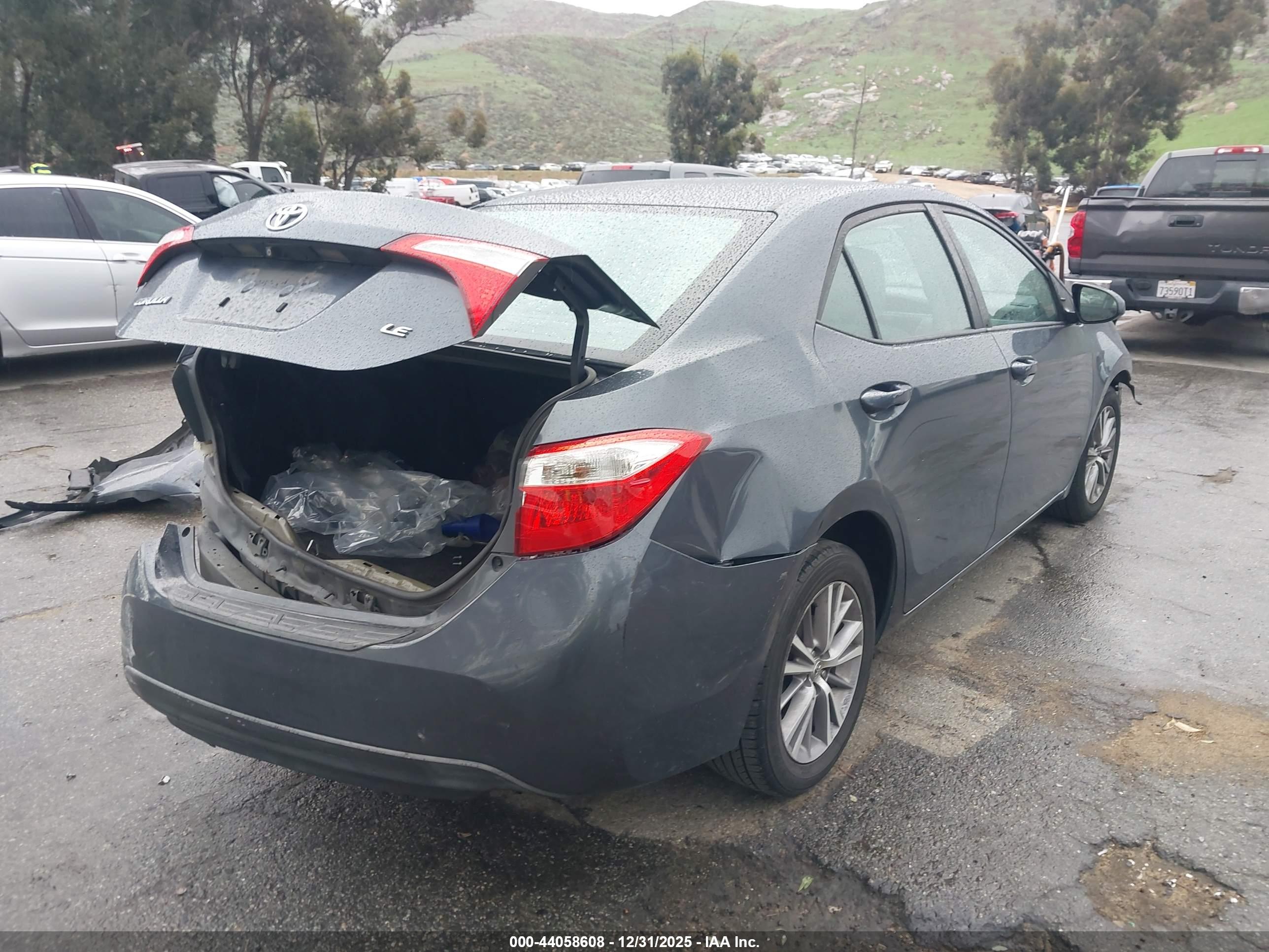 TOYOTA COROLLA image 4