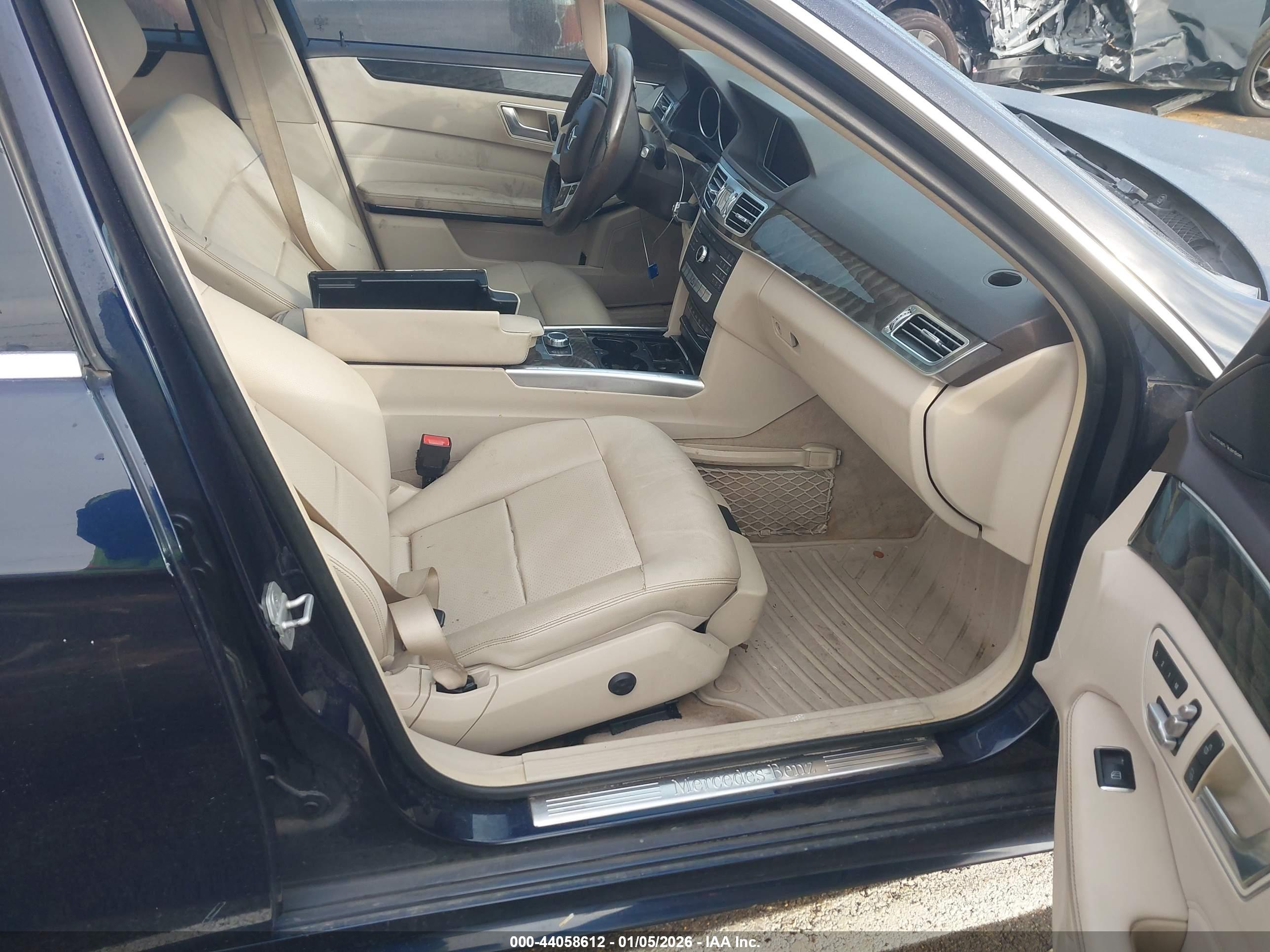 MERCEDES-BENZ E image 5
