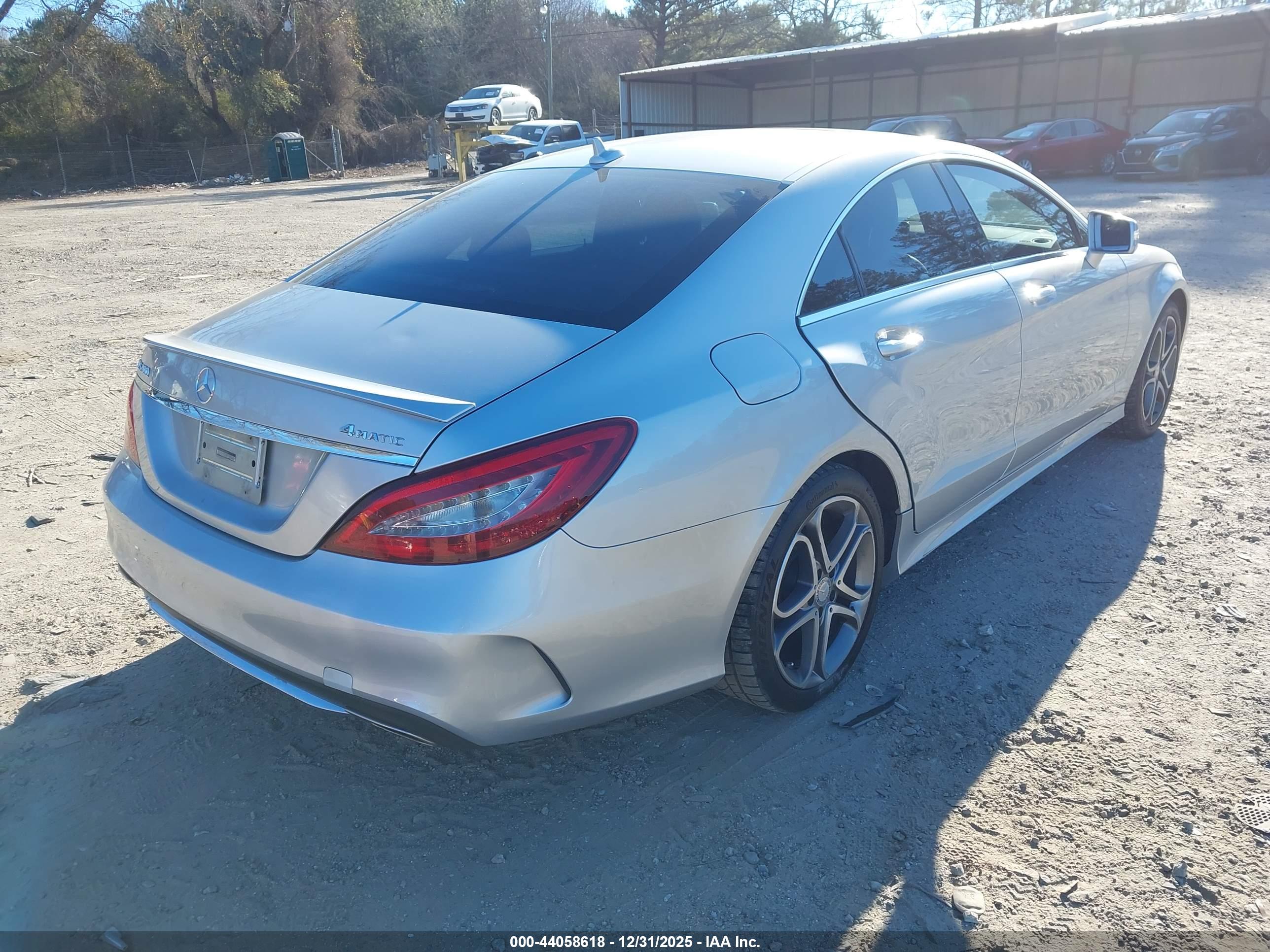 MERCEDES-BENZ CLS image 4