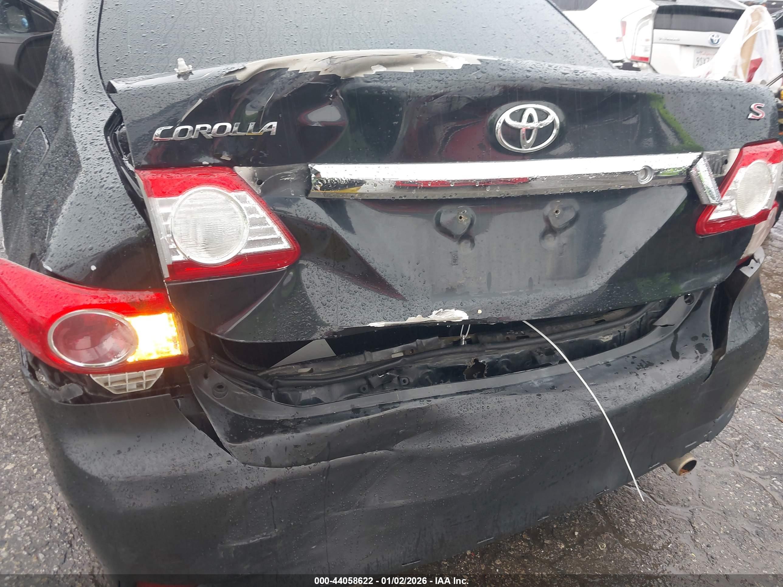 TOYOTA COROLLA image 6