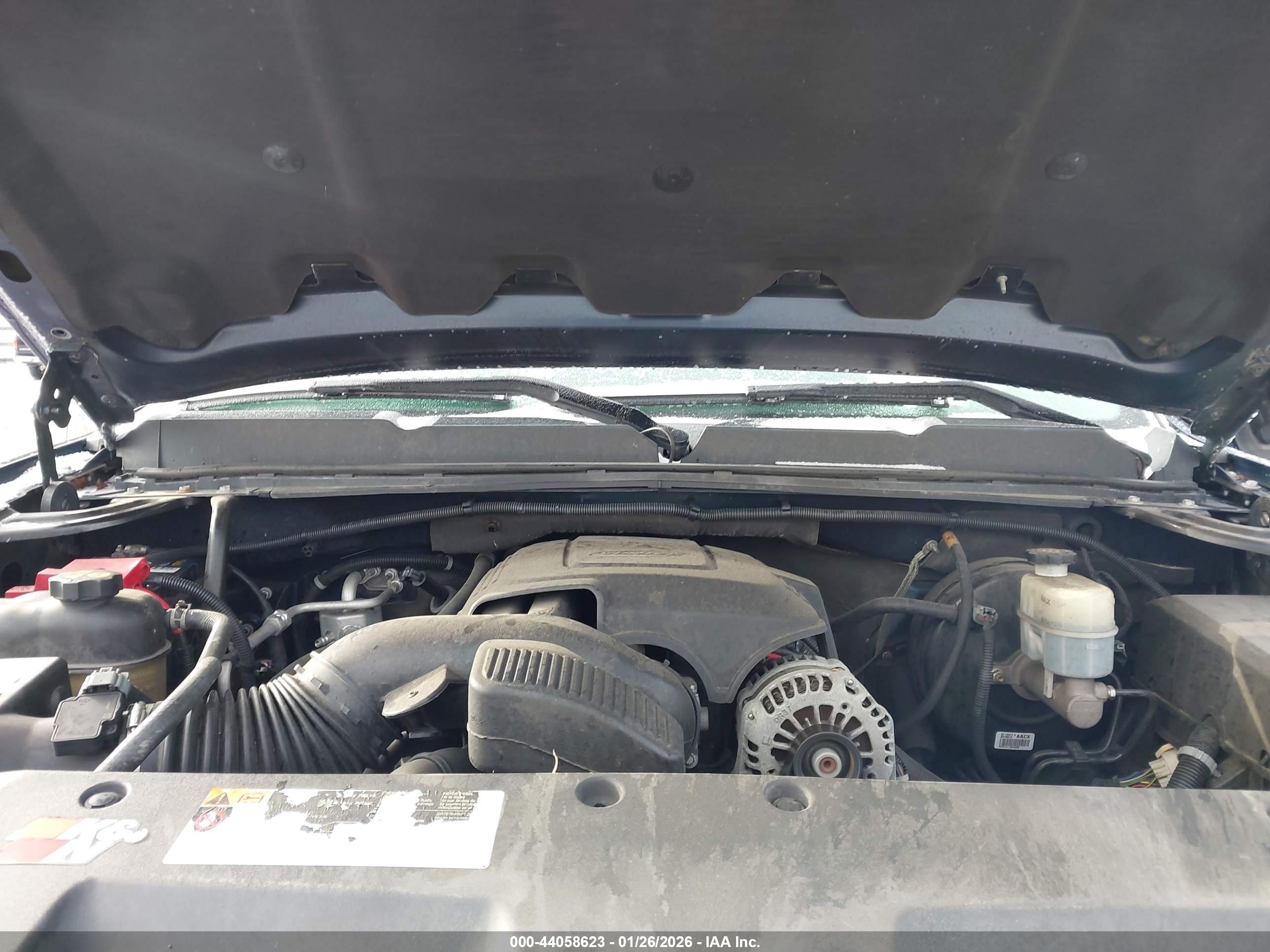 CHEVROLET SILVERADO image 10