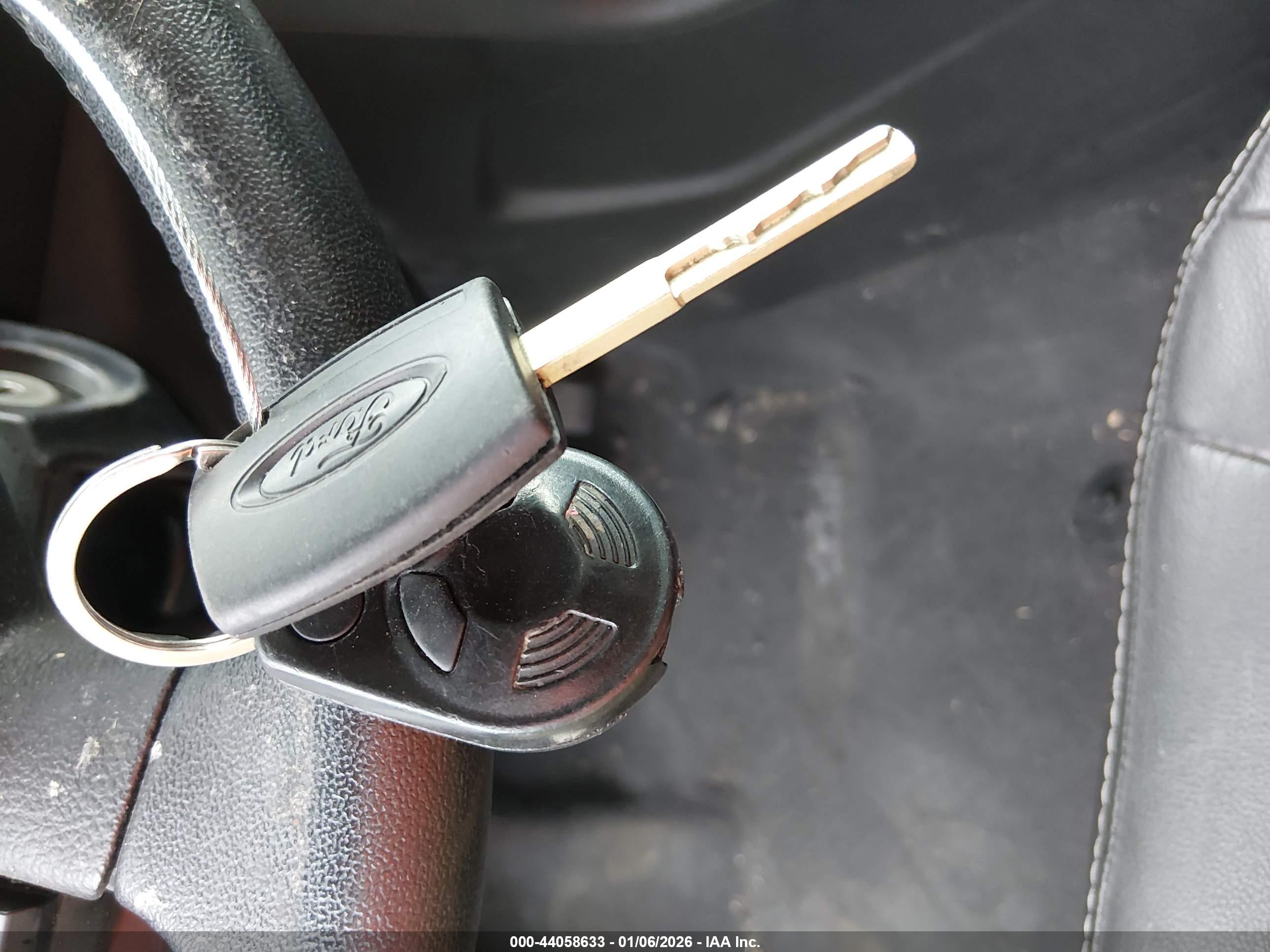 FORD FOCUS image 11