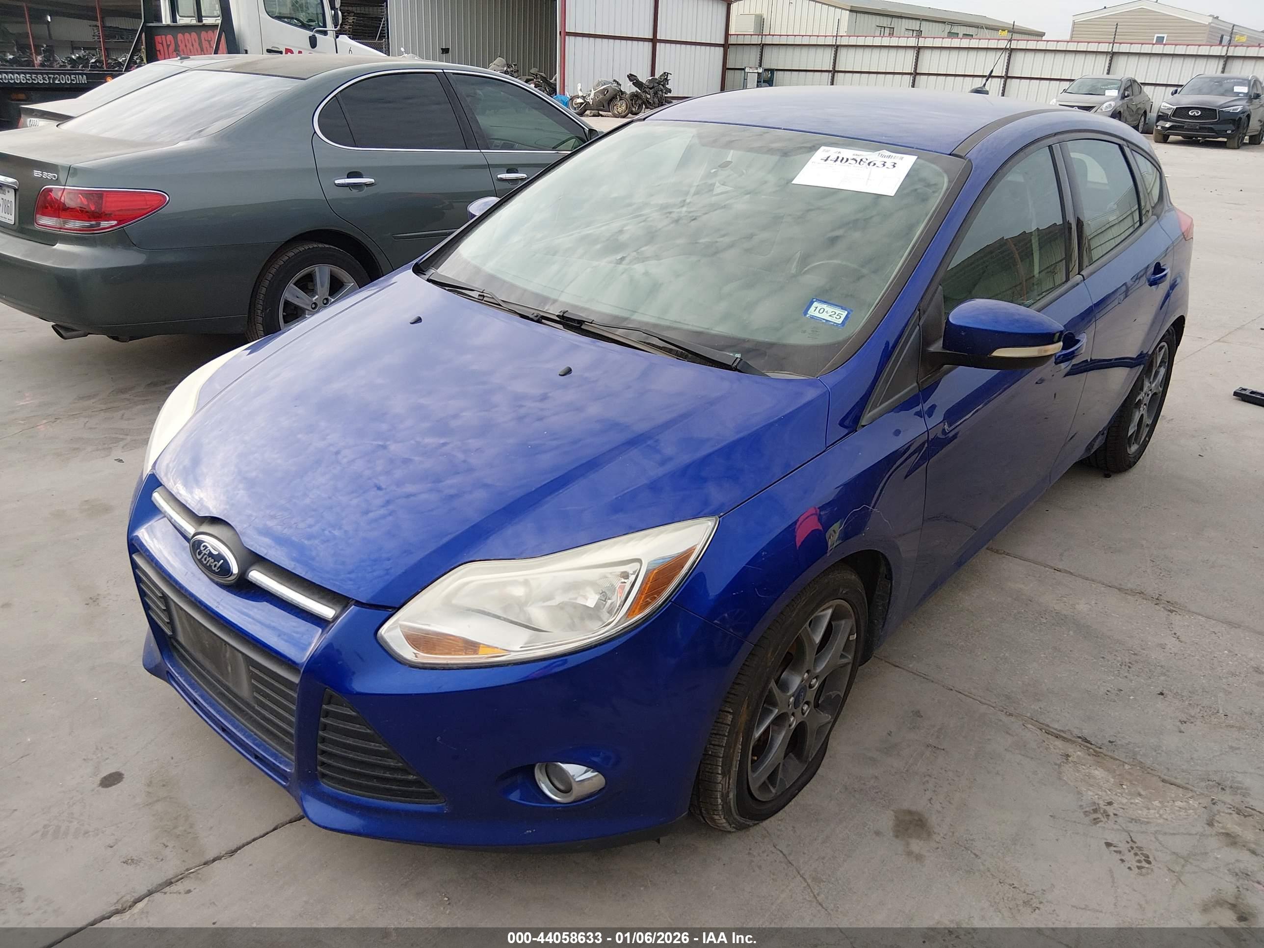 FORD FOCUS image 2