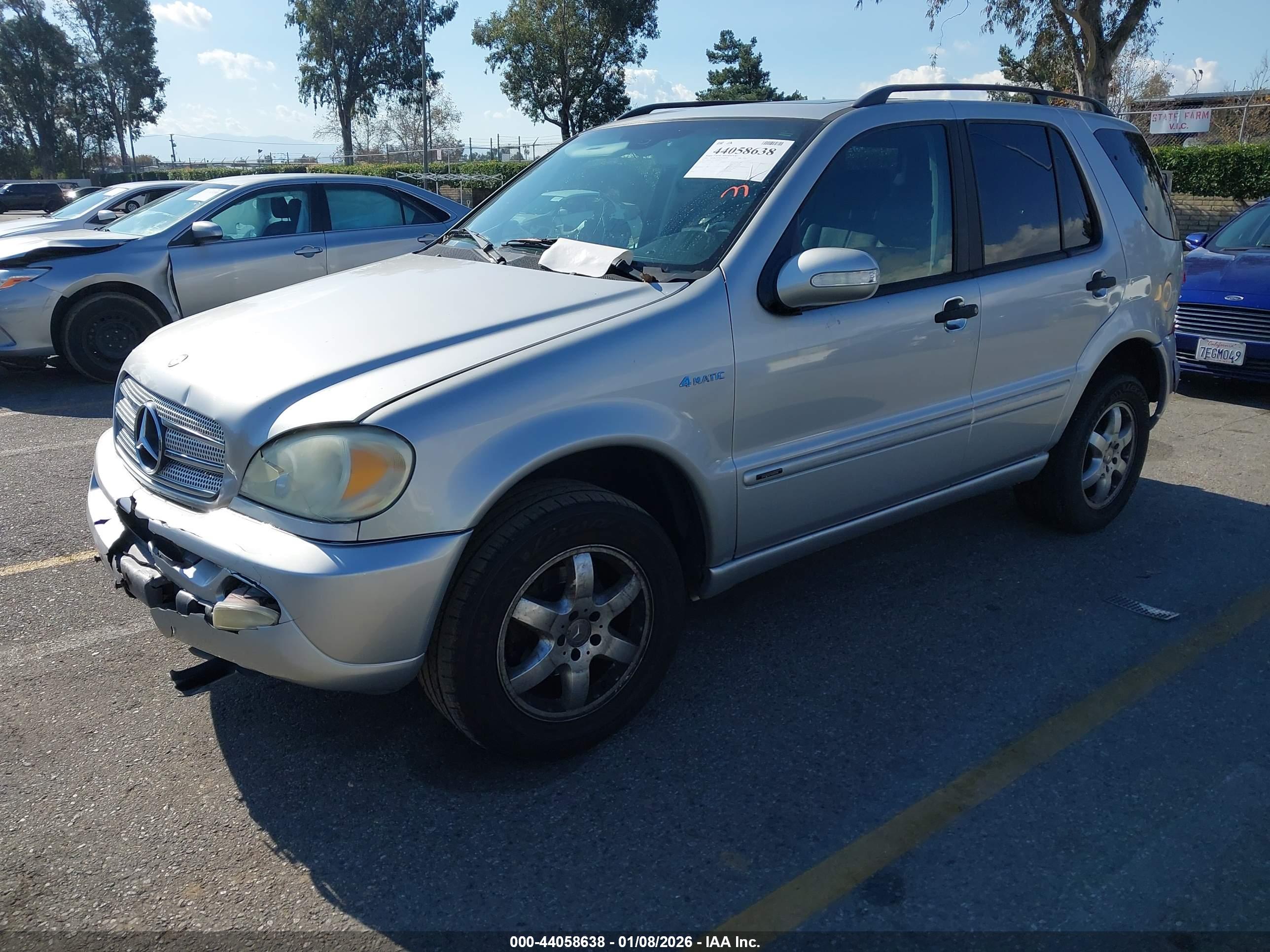 MERCEDES-BENZ ML image 2