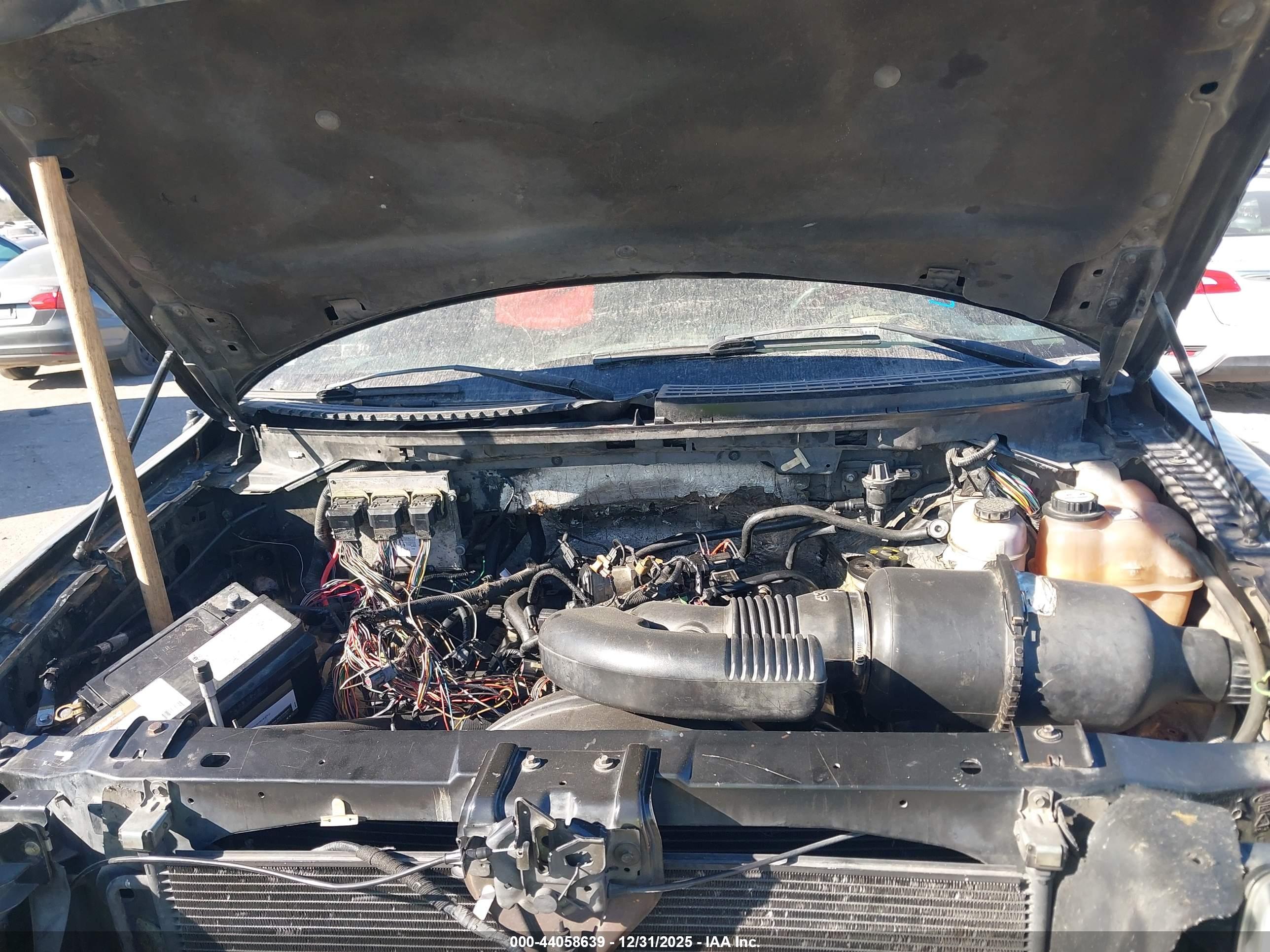 FORD F-150 image 10