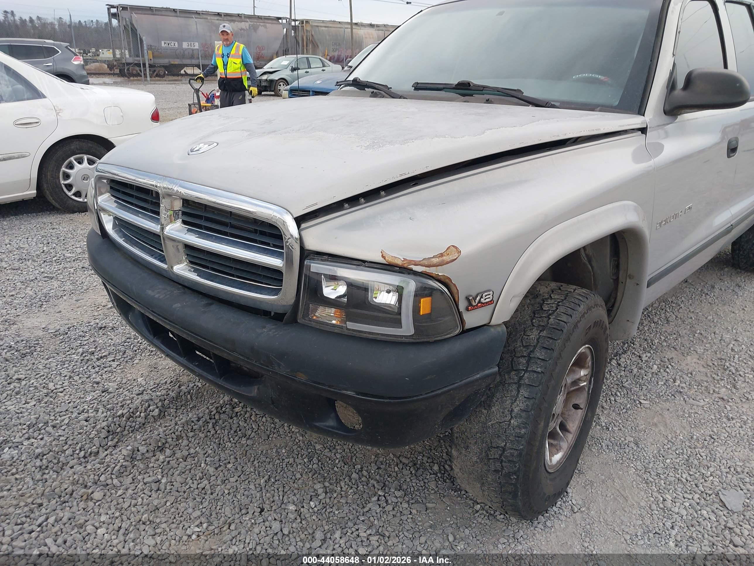 DODGE DAKOTA image 6