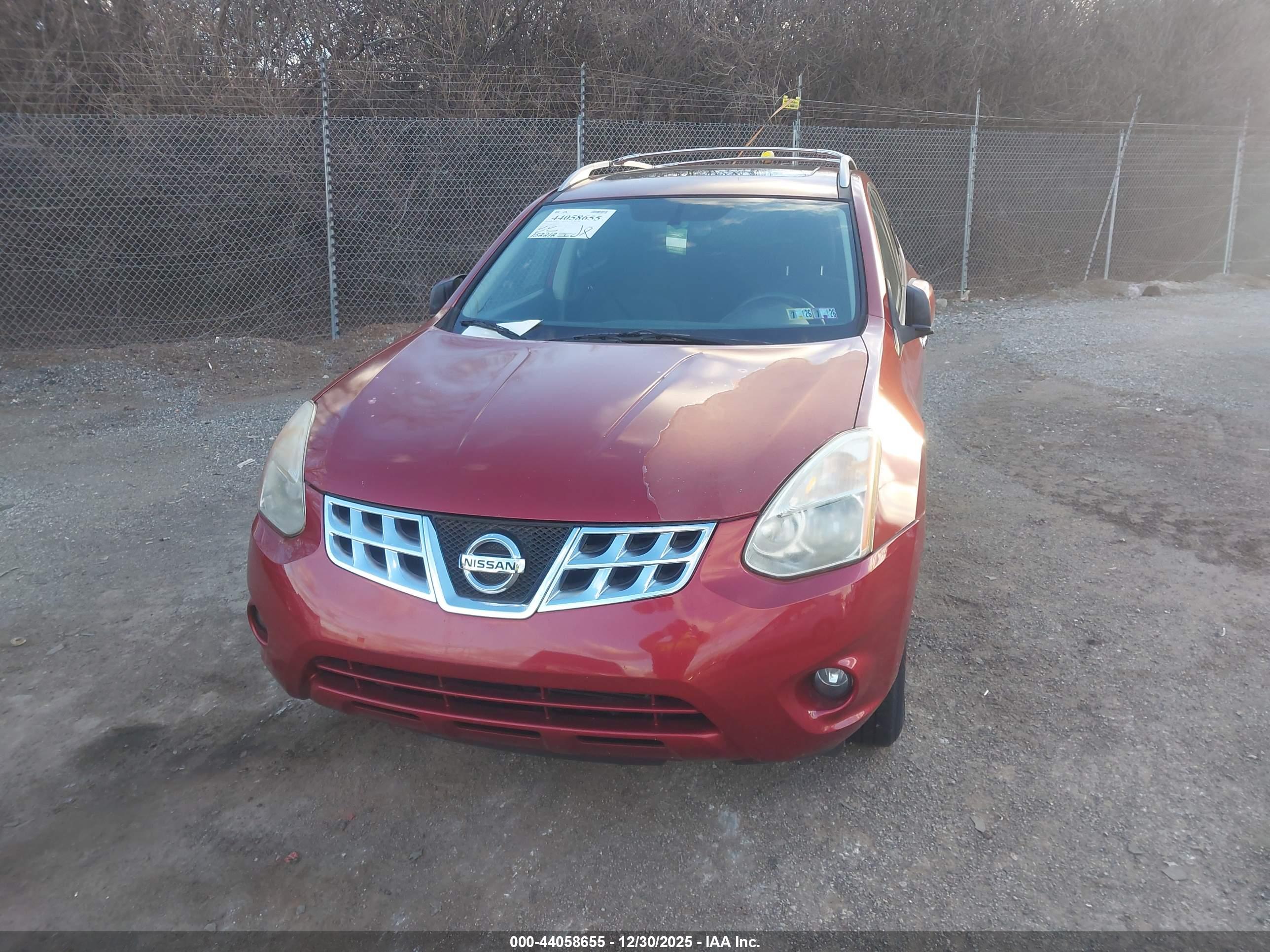 NISSAN ROGUE image 6