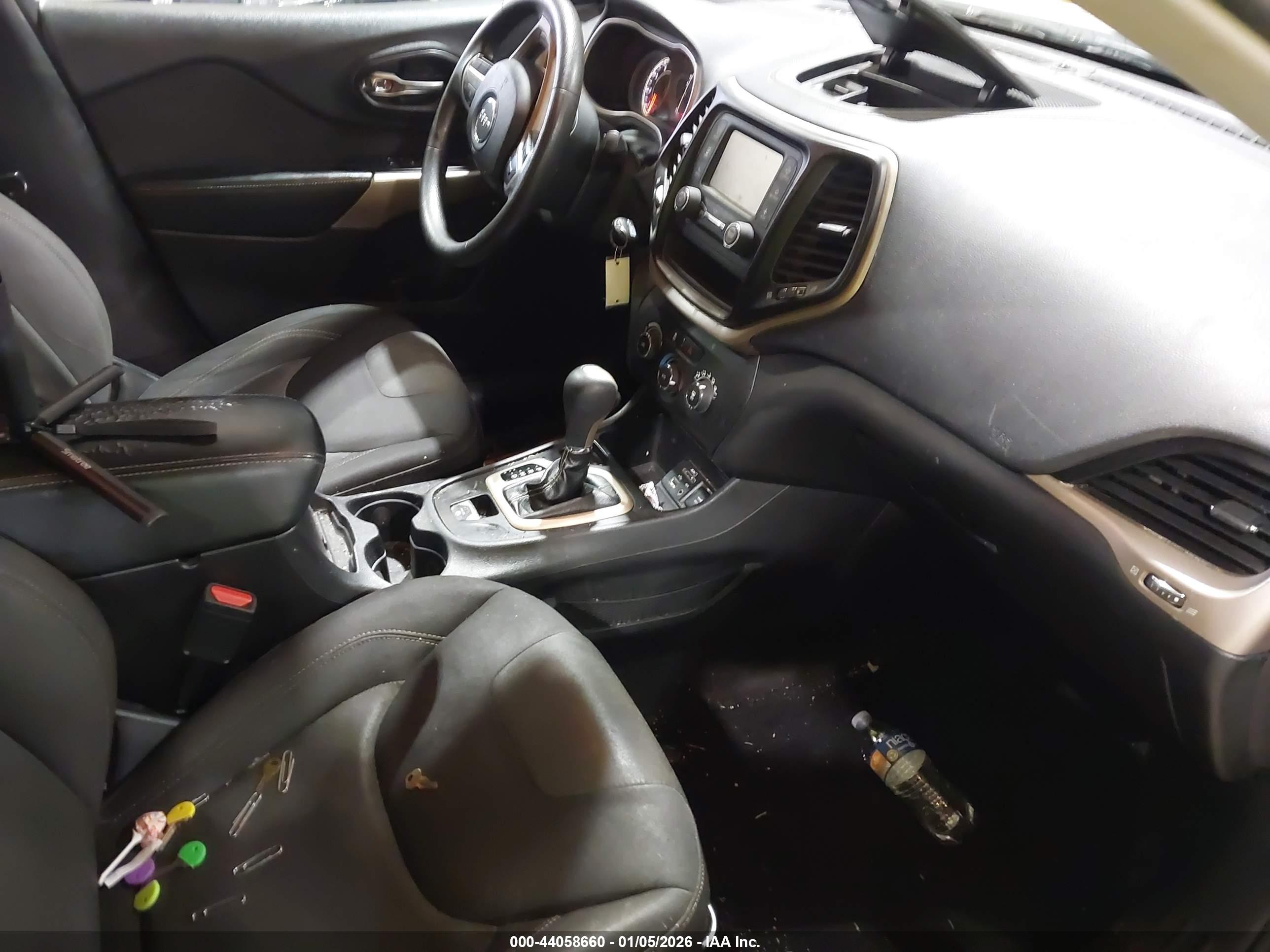 JEEP CHEROKEE image 5