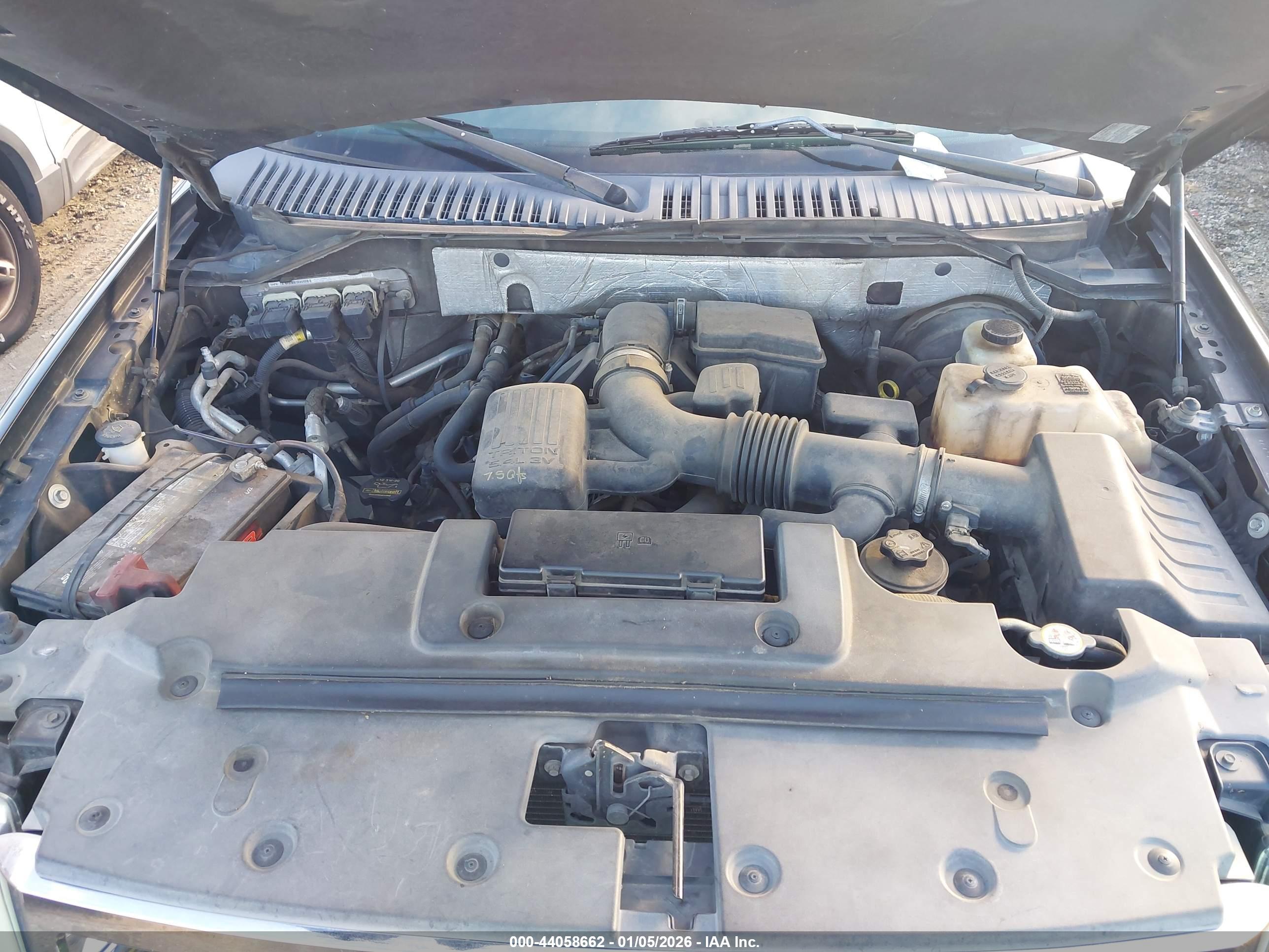FORD EXPEDITION image 10