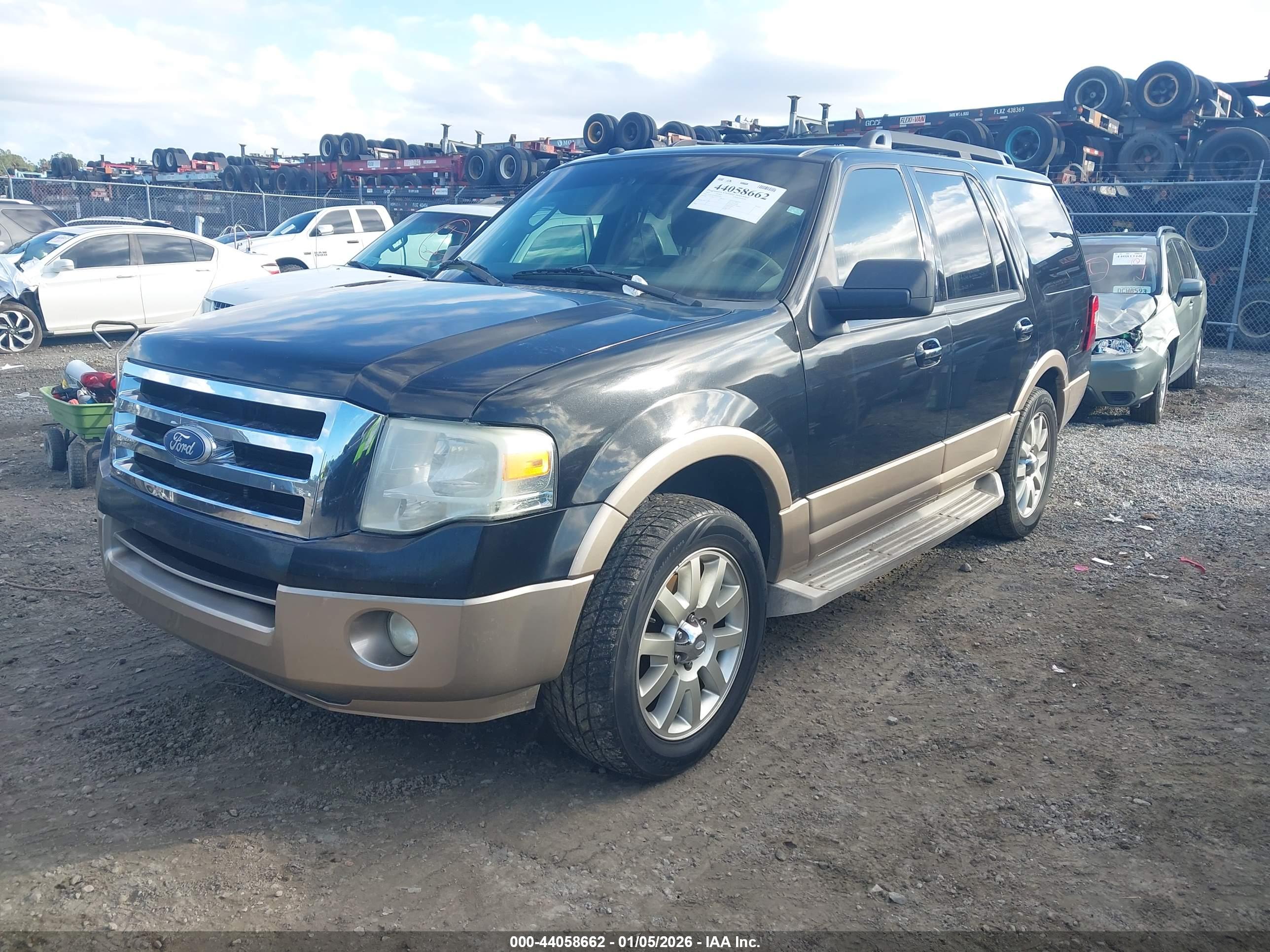 FORD EXPEDITION image 2