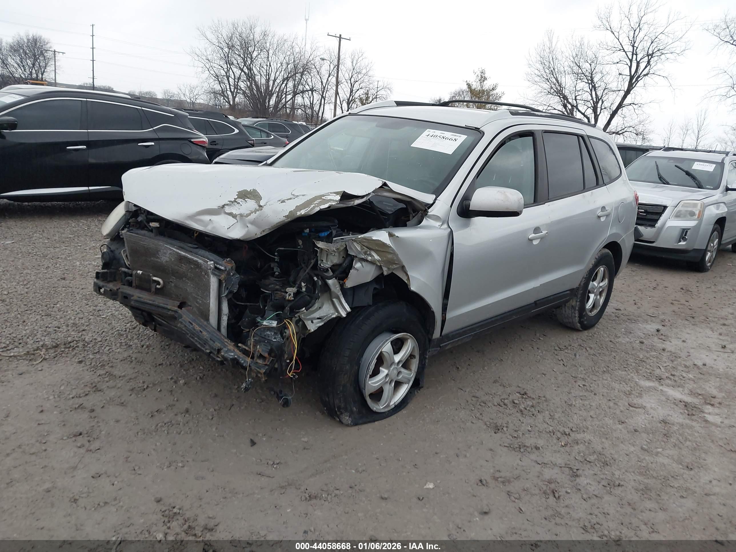 HYUNDAI SANTA image 2