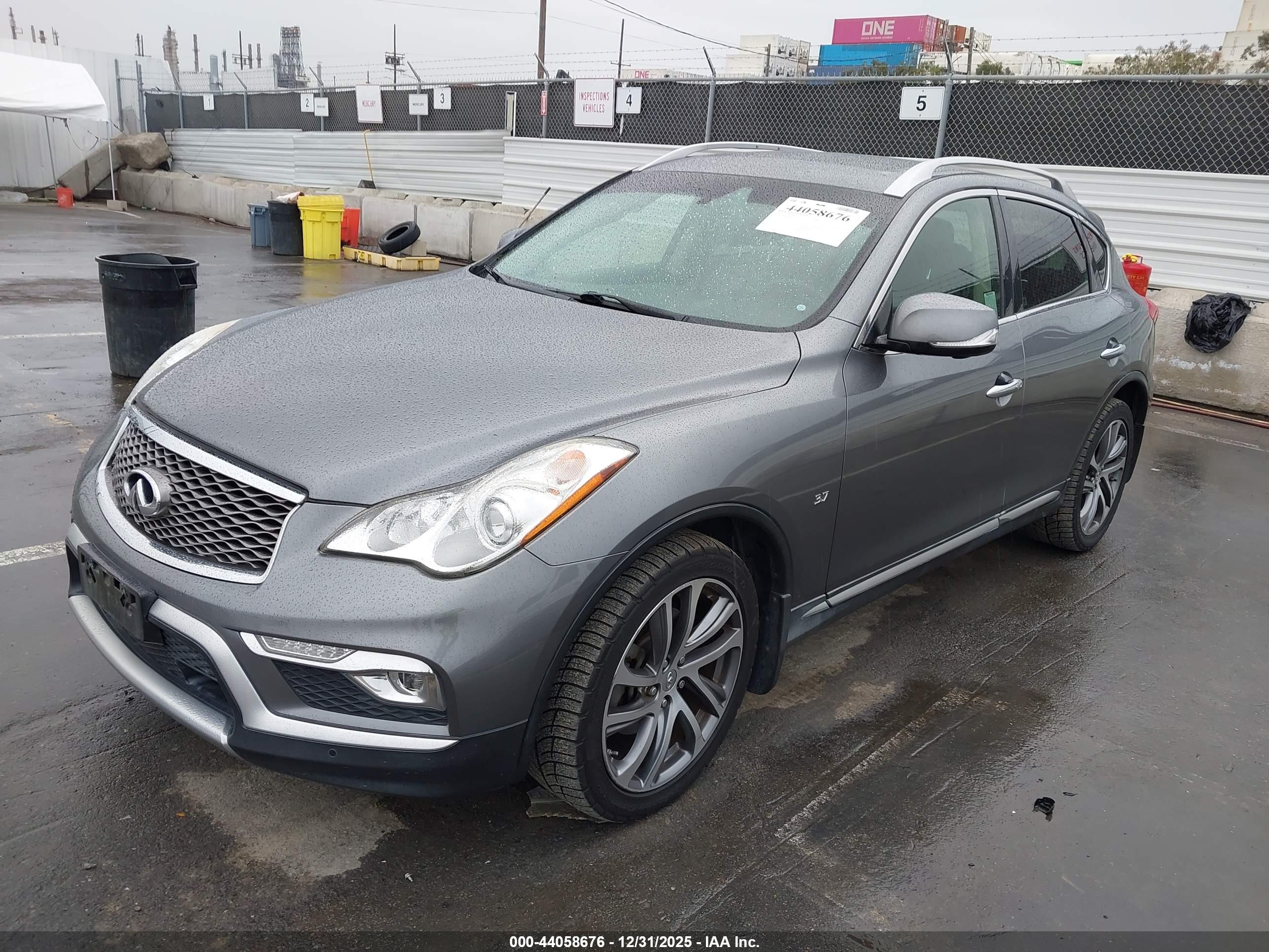 INFINITI QX50 image 2