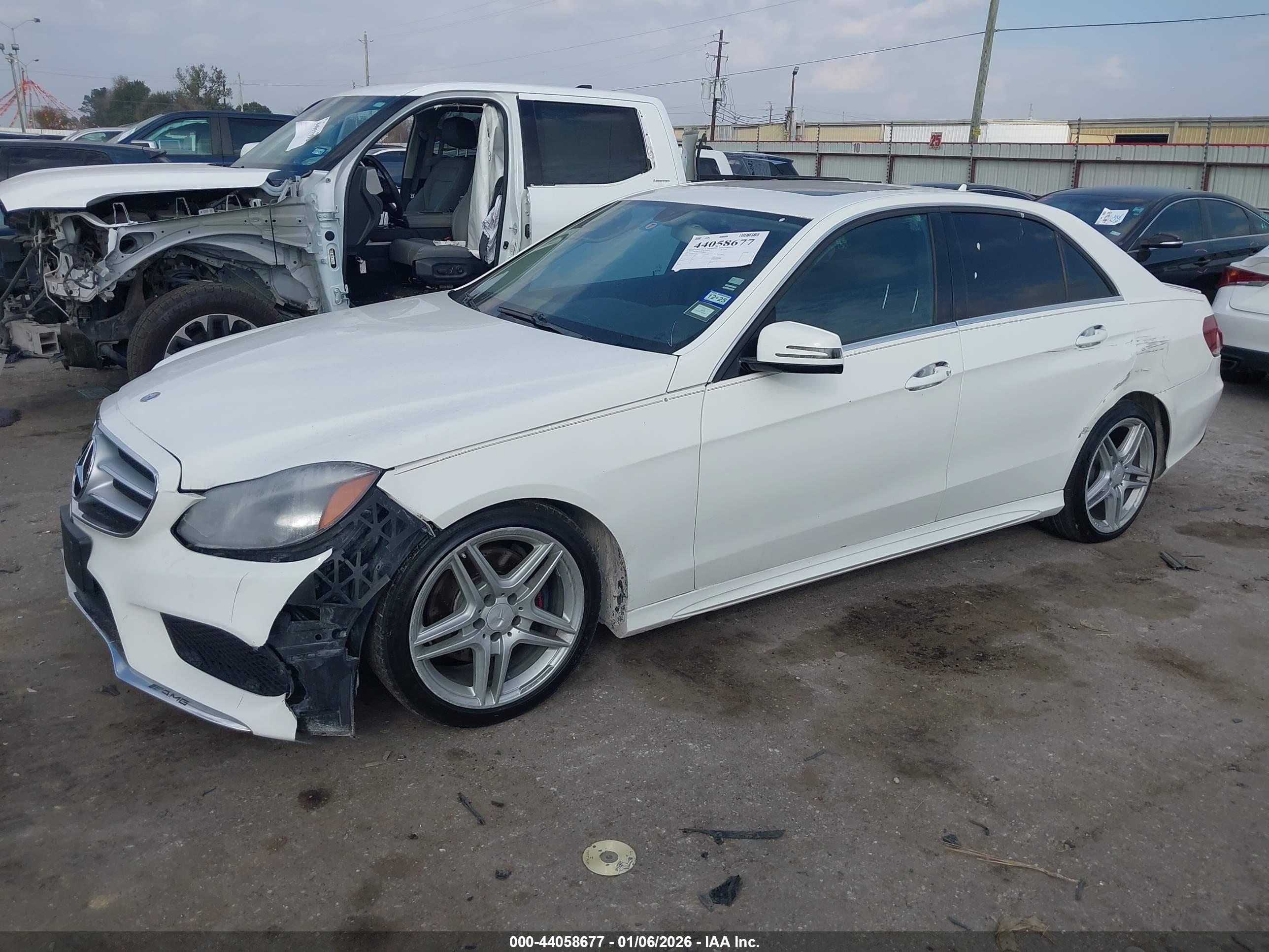 MERCEDES-BENZ E image 6