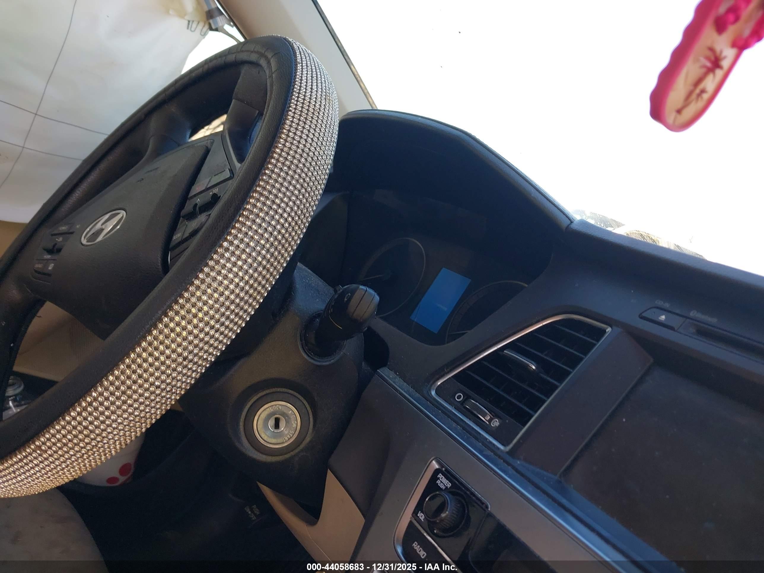 HYUNDAI SONATA image 7
