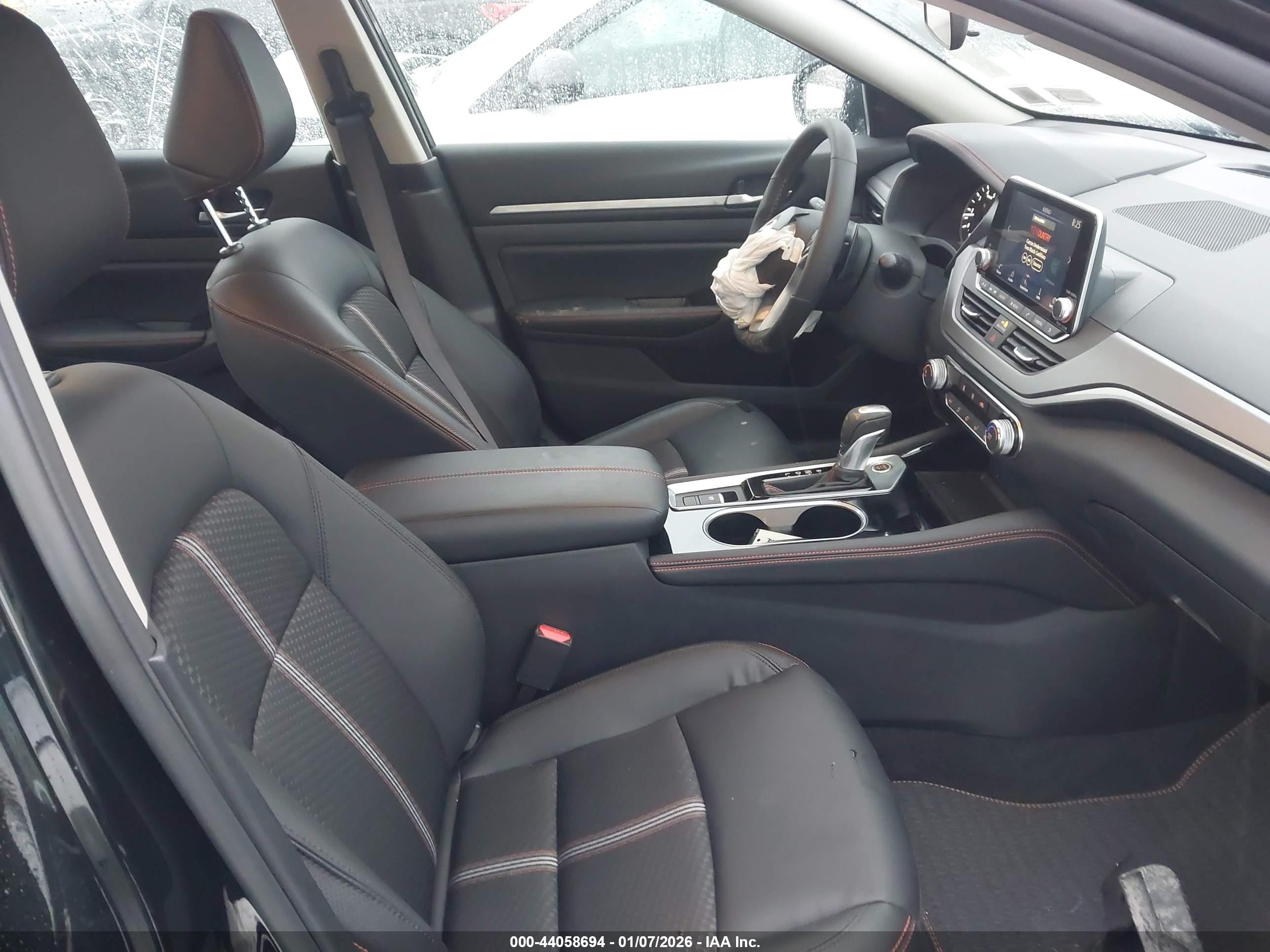 NISSAN ALTIMA image 5