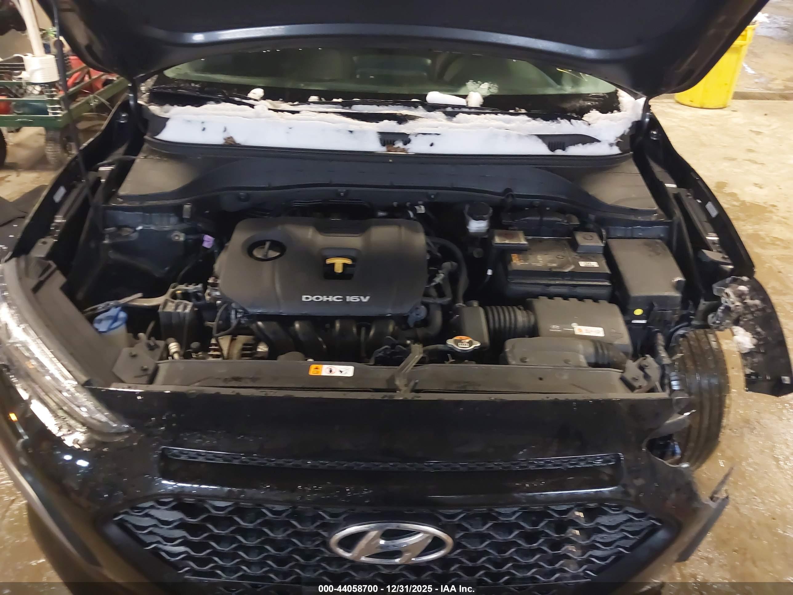 HYUNDAI KONA image 10