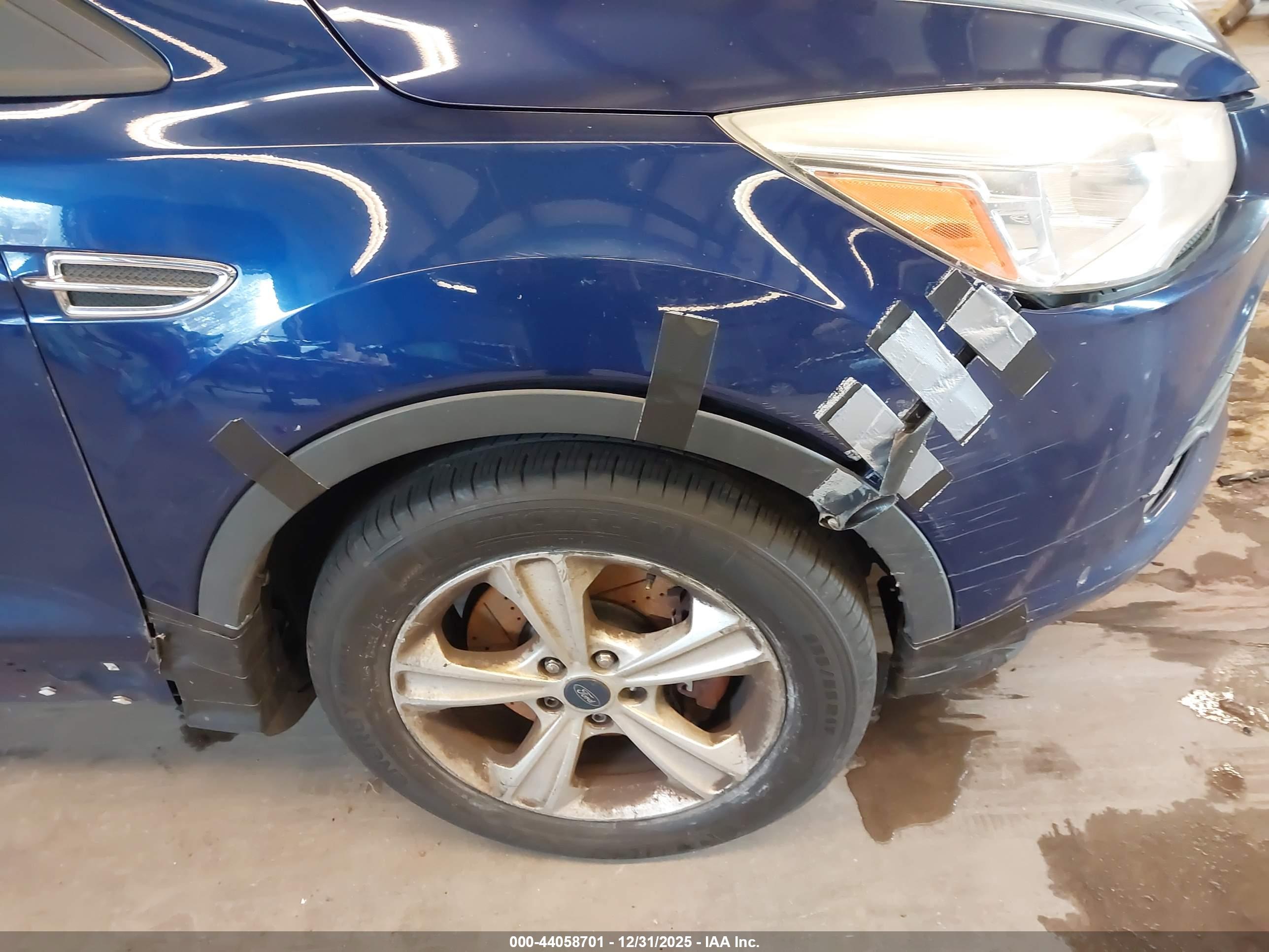 FORD ESCAPE image 6