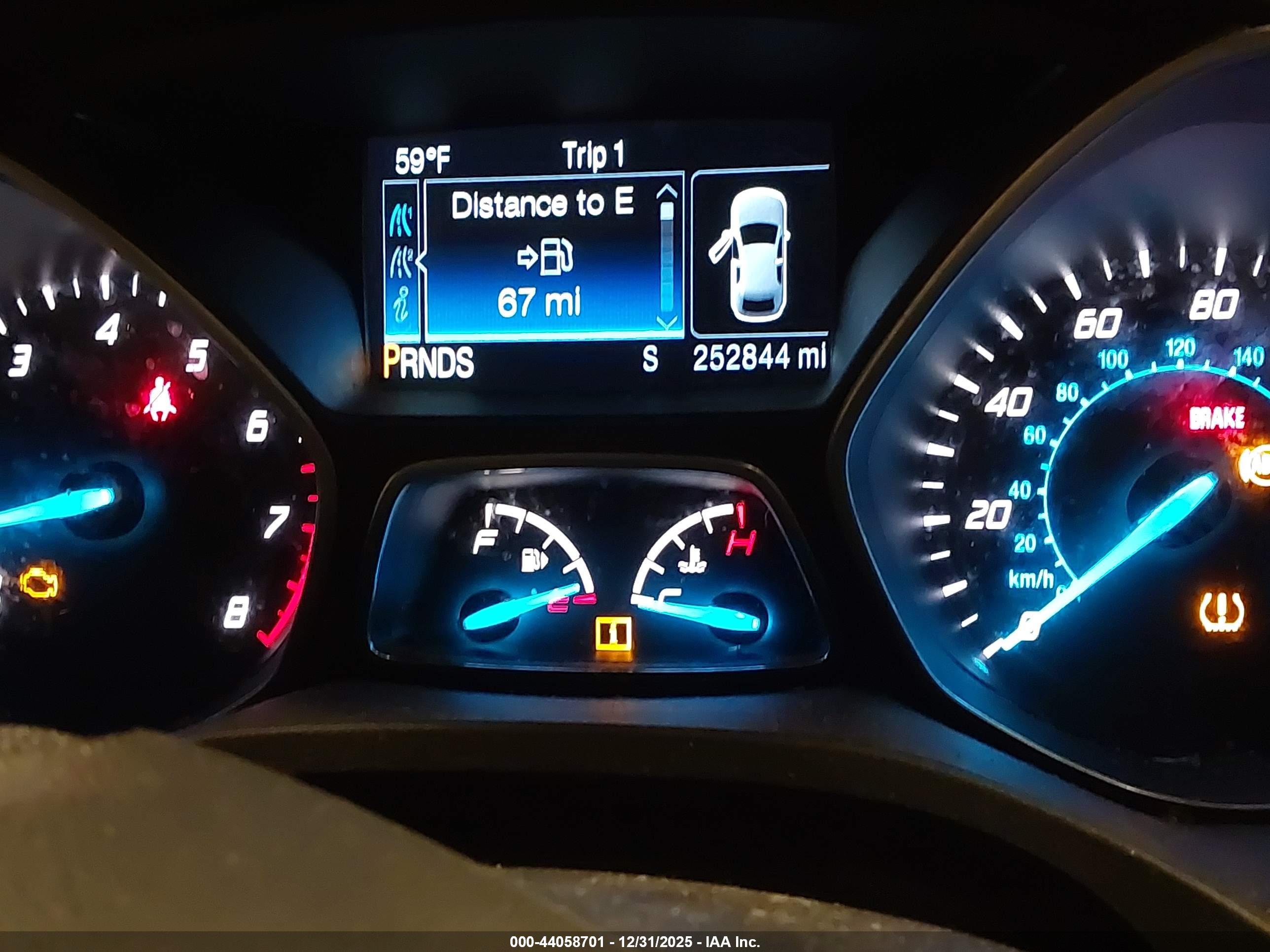 FORD ESCAPE image 7