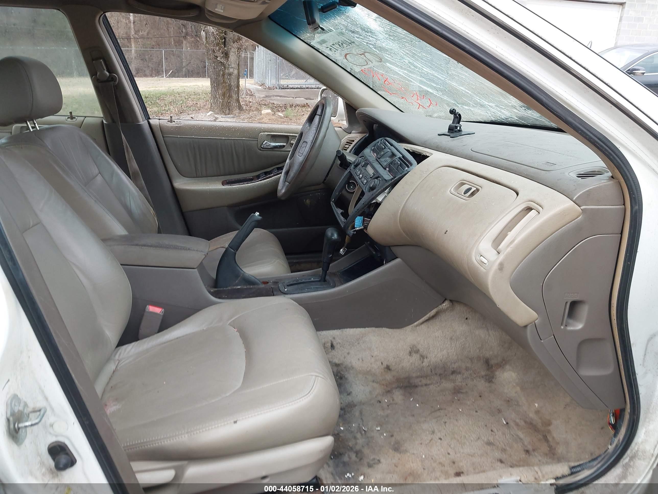 HONDA ACCORD image 5
