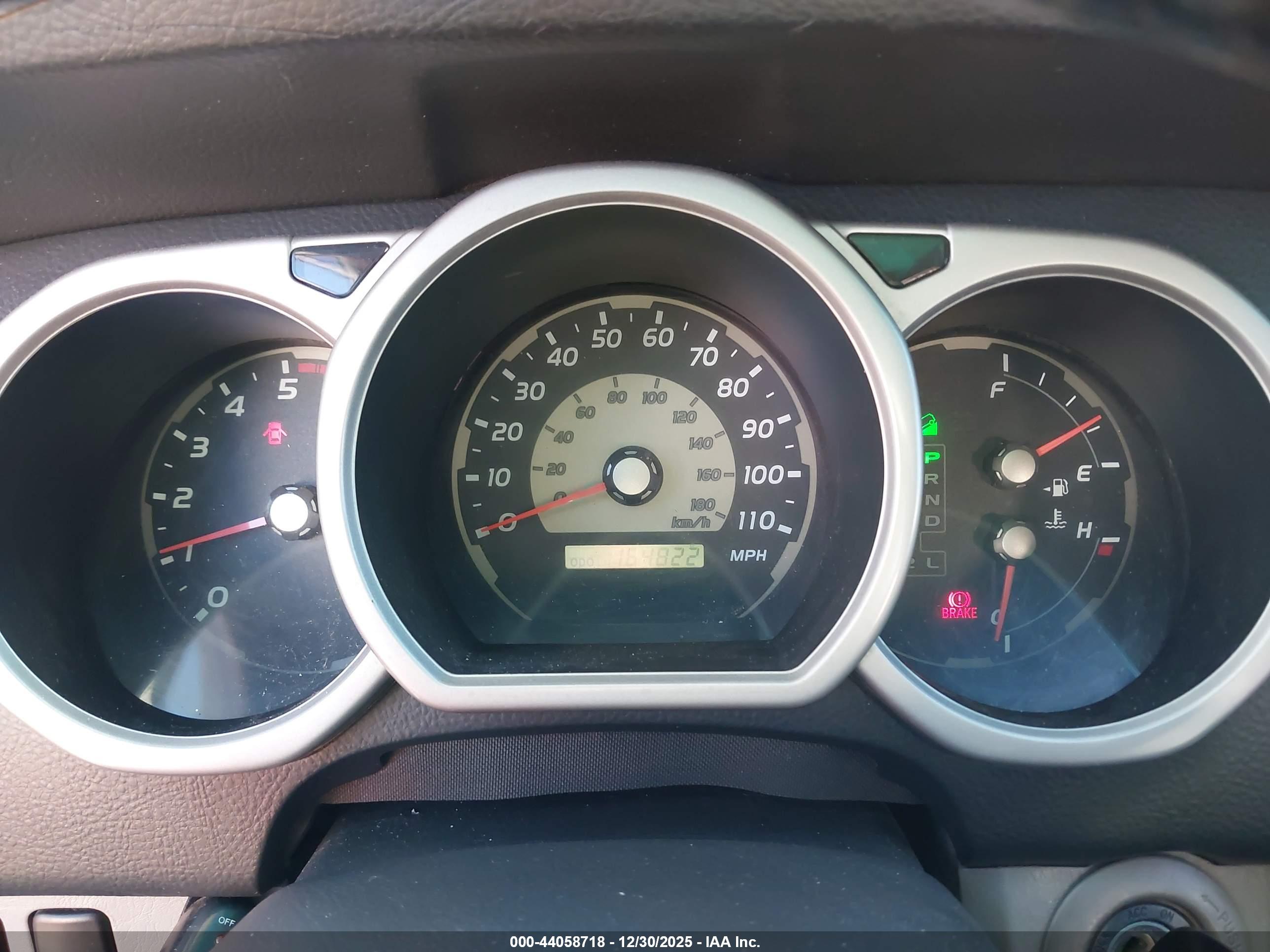 TOYOTA 4RUNNER image 7