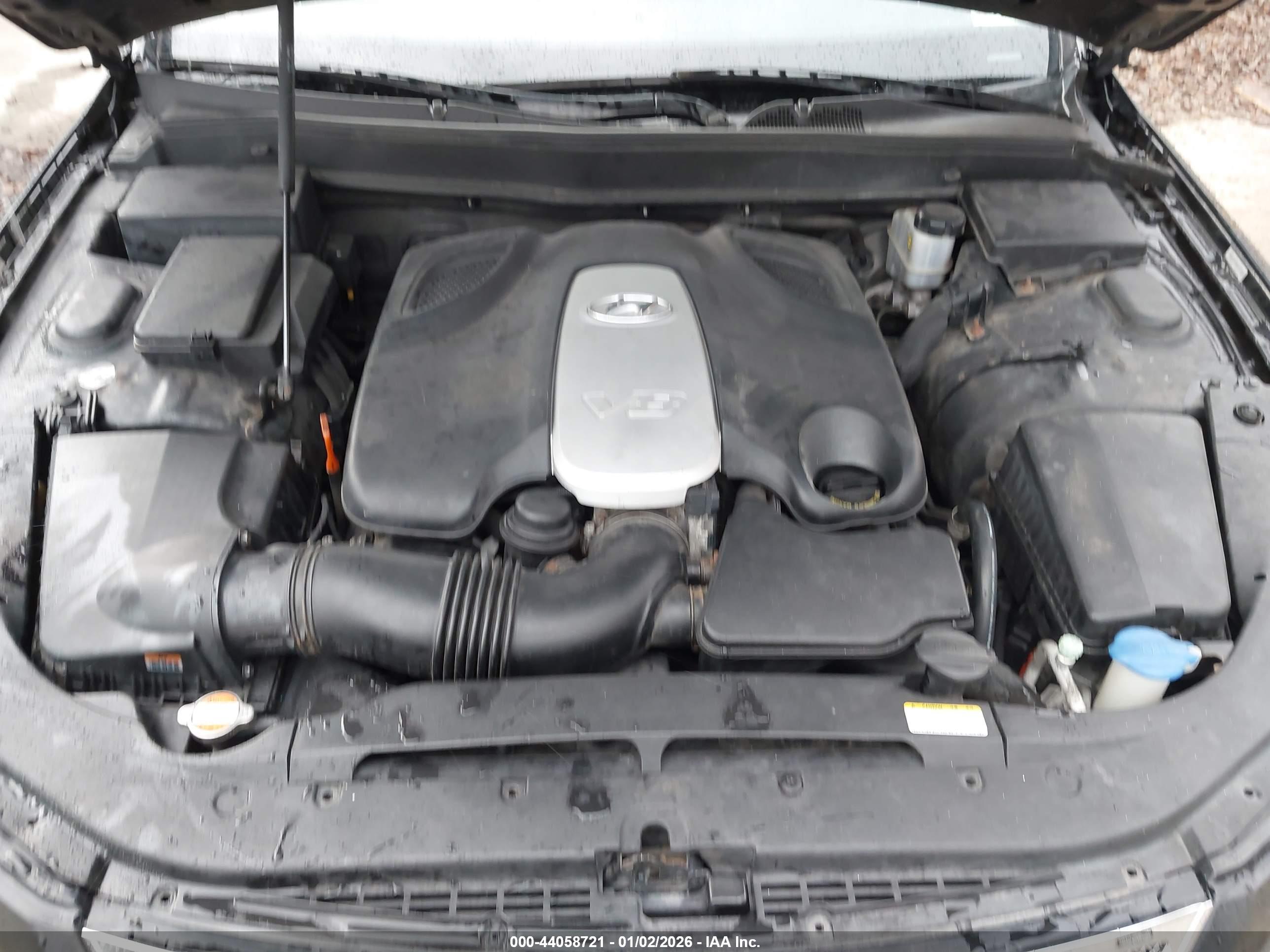 HYUNDAI GENESIS image 10