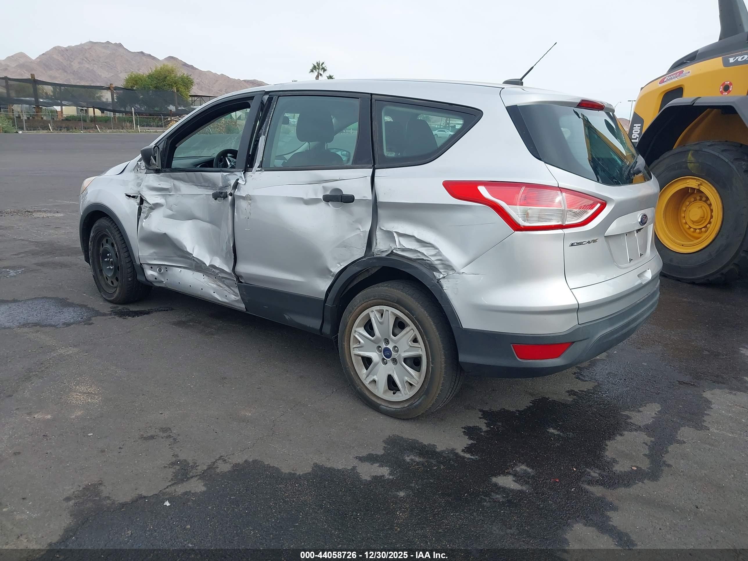 FORD ESCAPE image 3