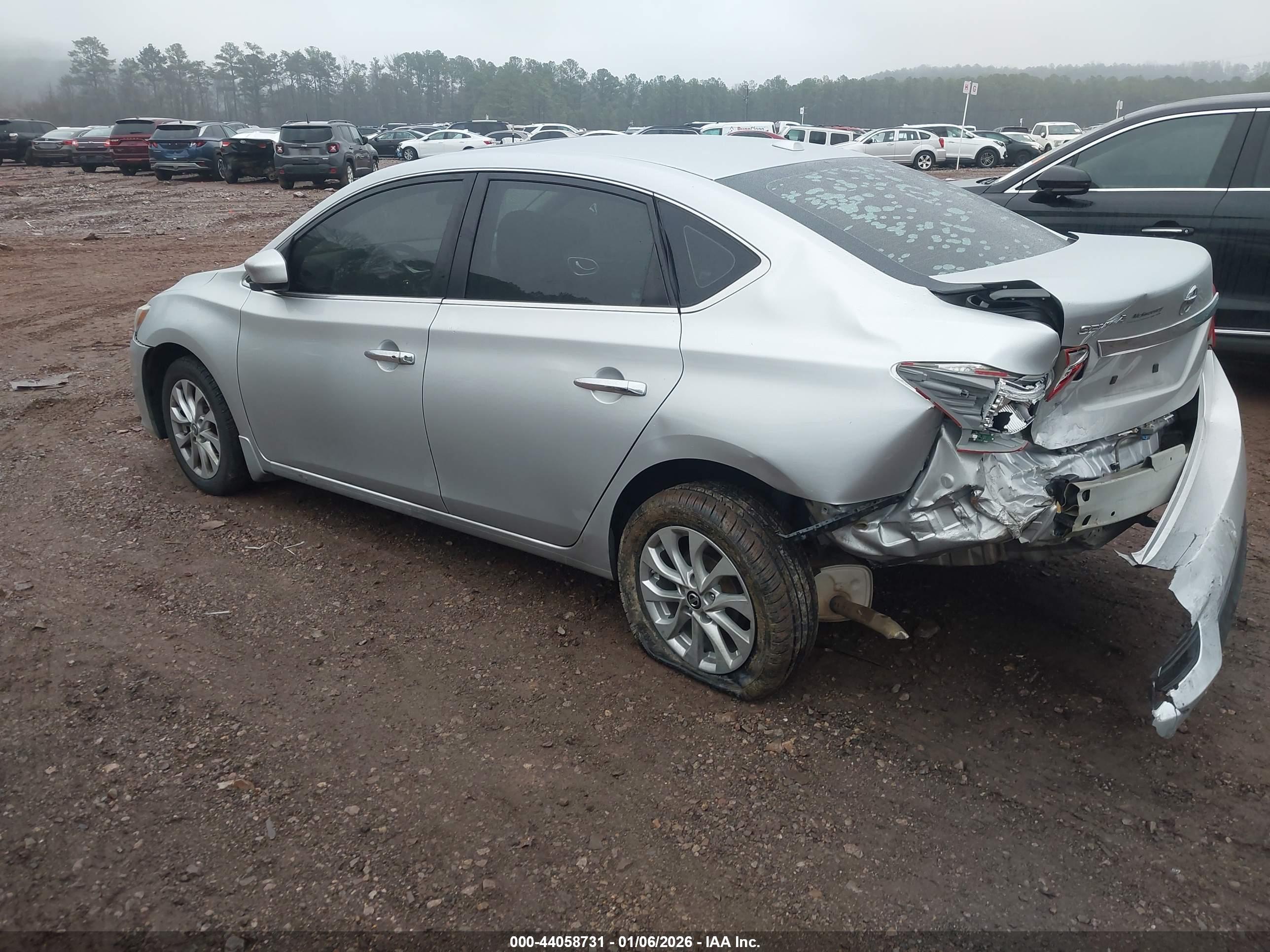 NISSAN SENTRA image 3
