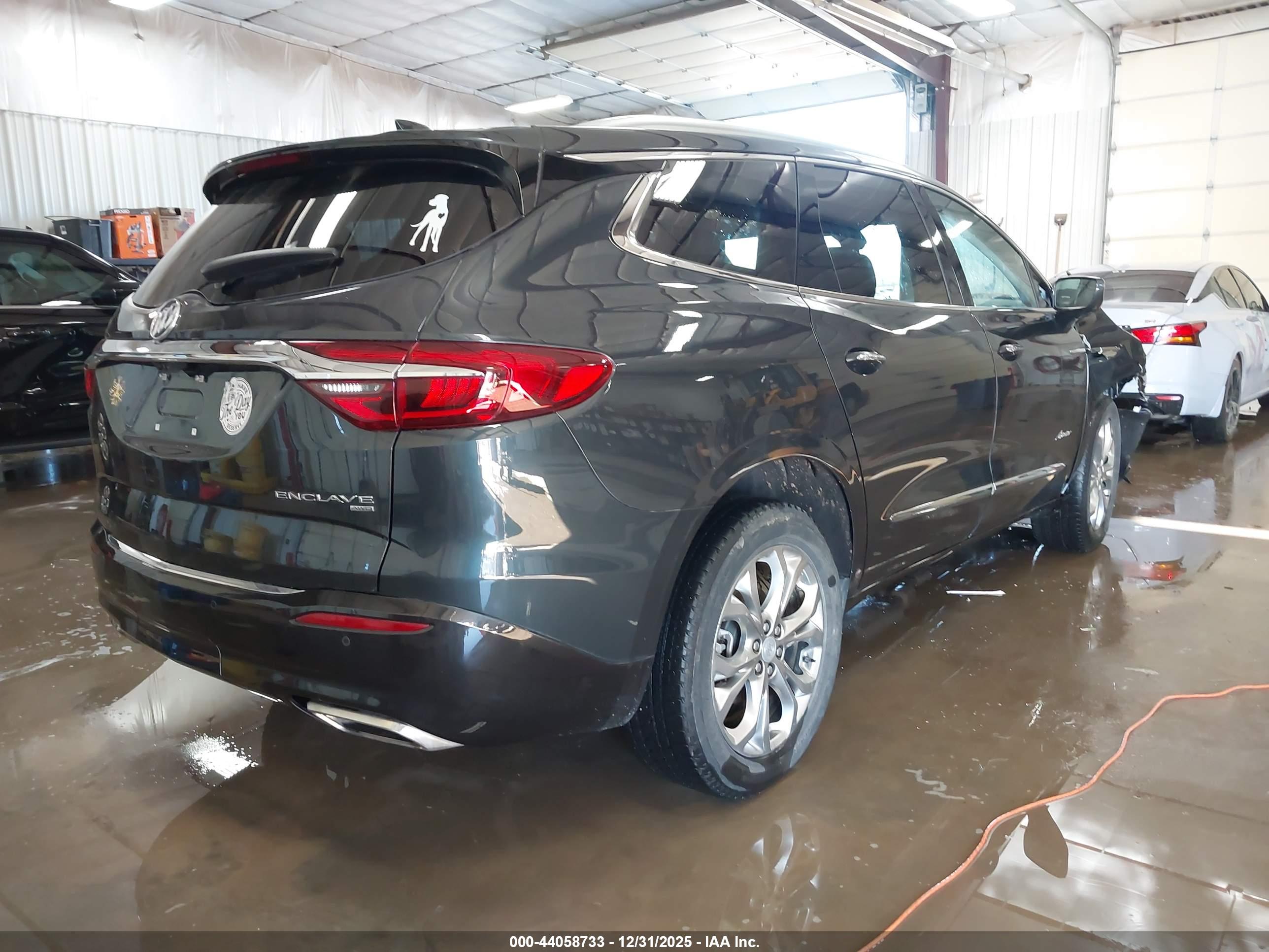BUICK ENCLAVE image 4