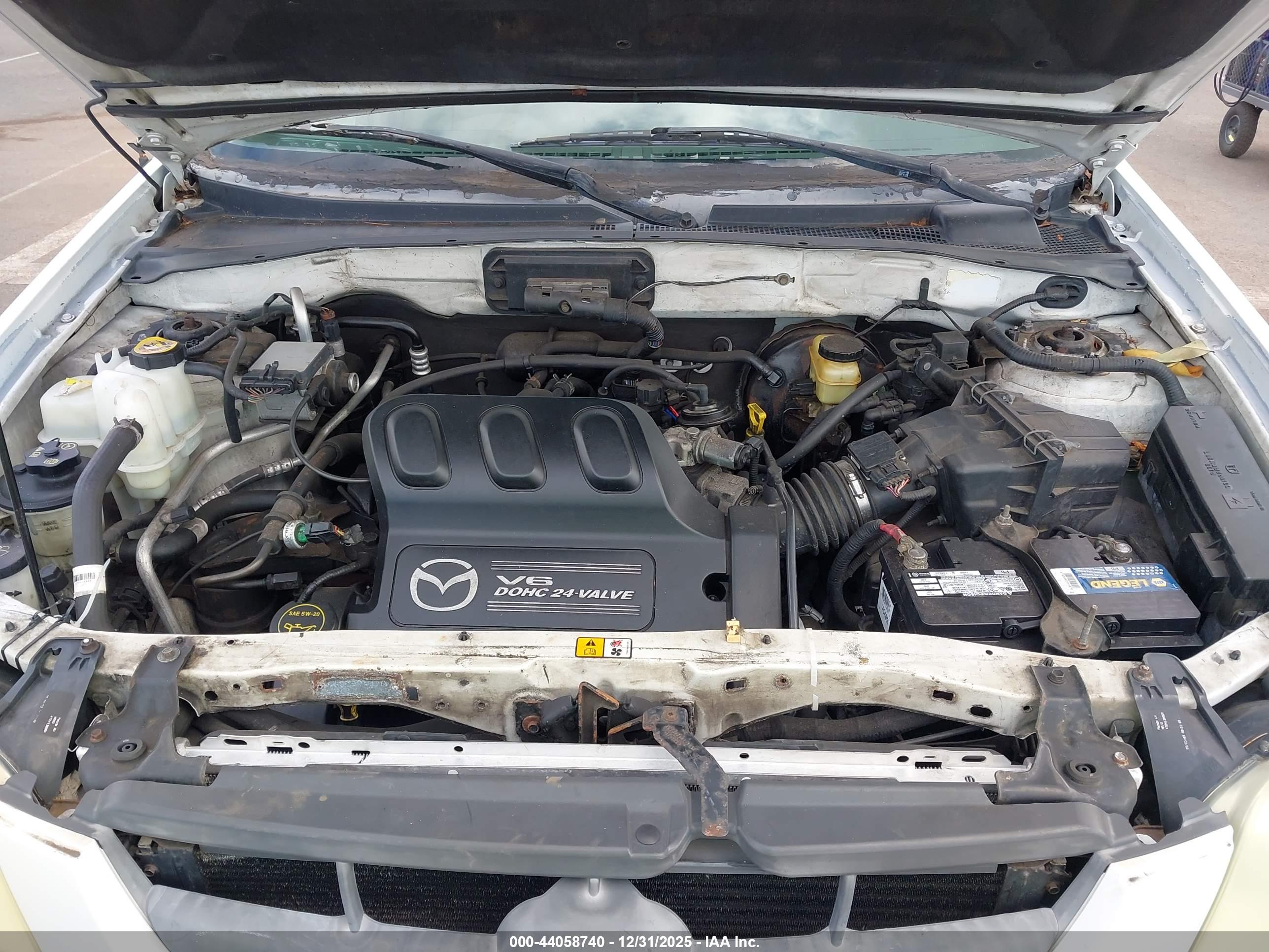 MAZDA TRIBUTE image 10