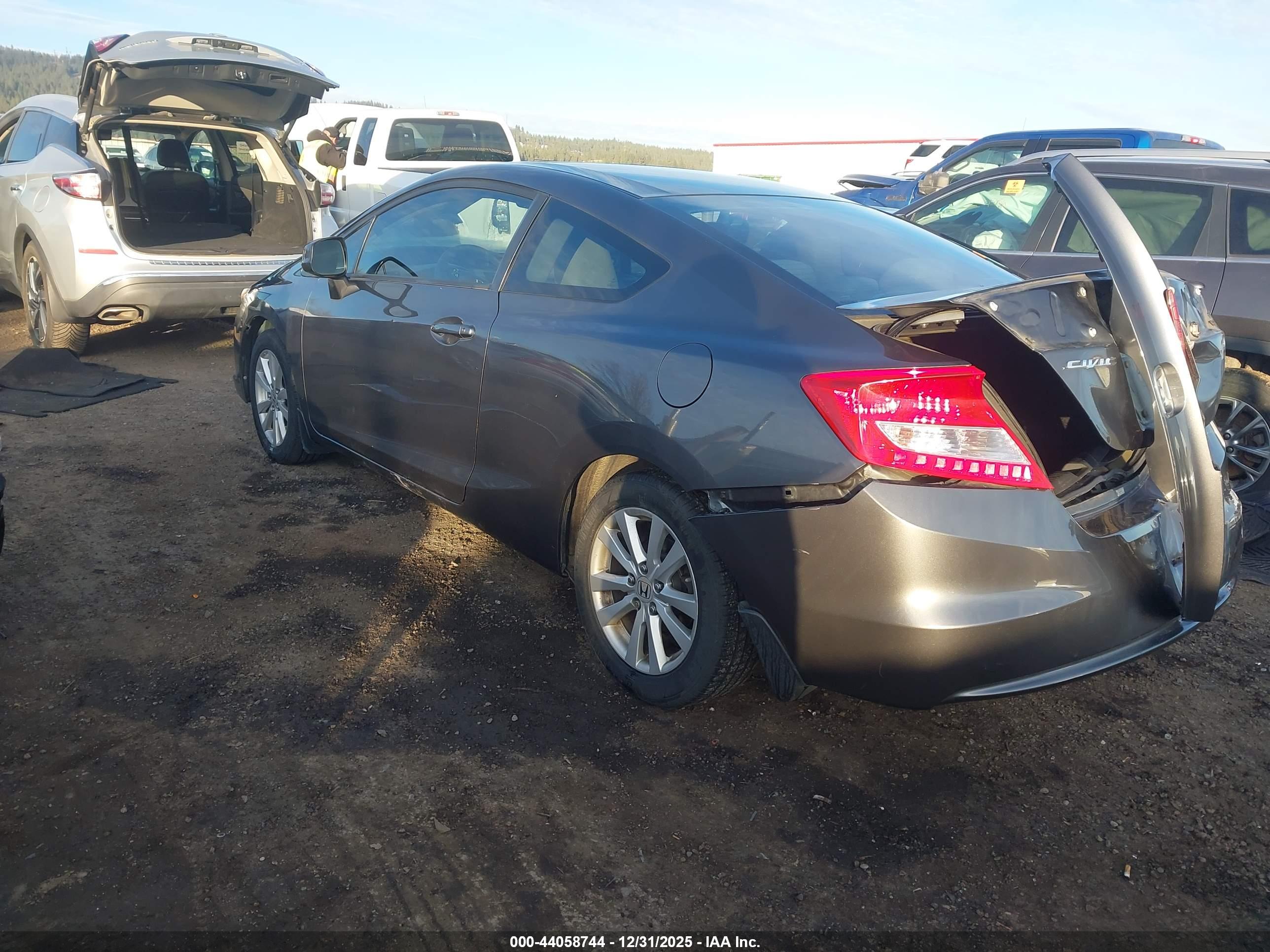 HONDA CIVIC image 3