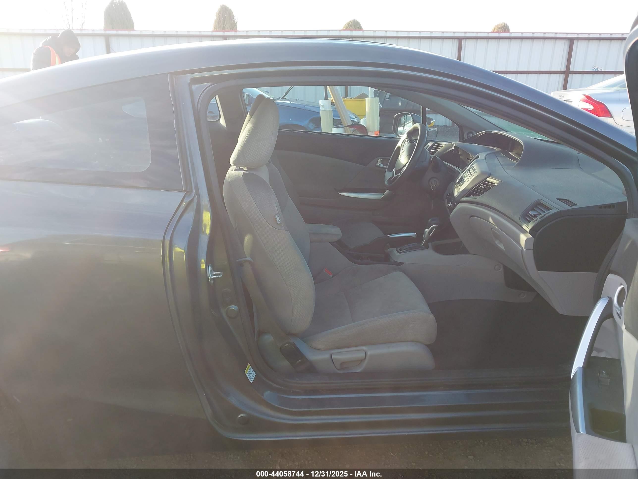 HONDA CIVIC image 5