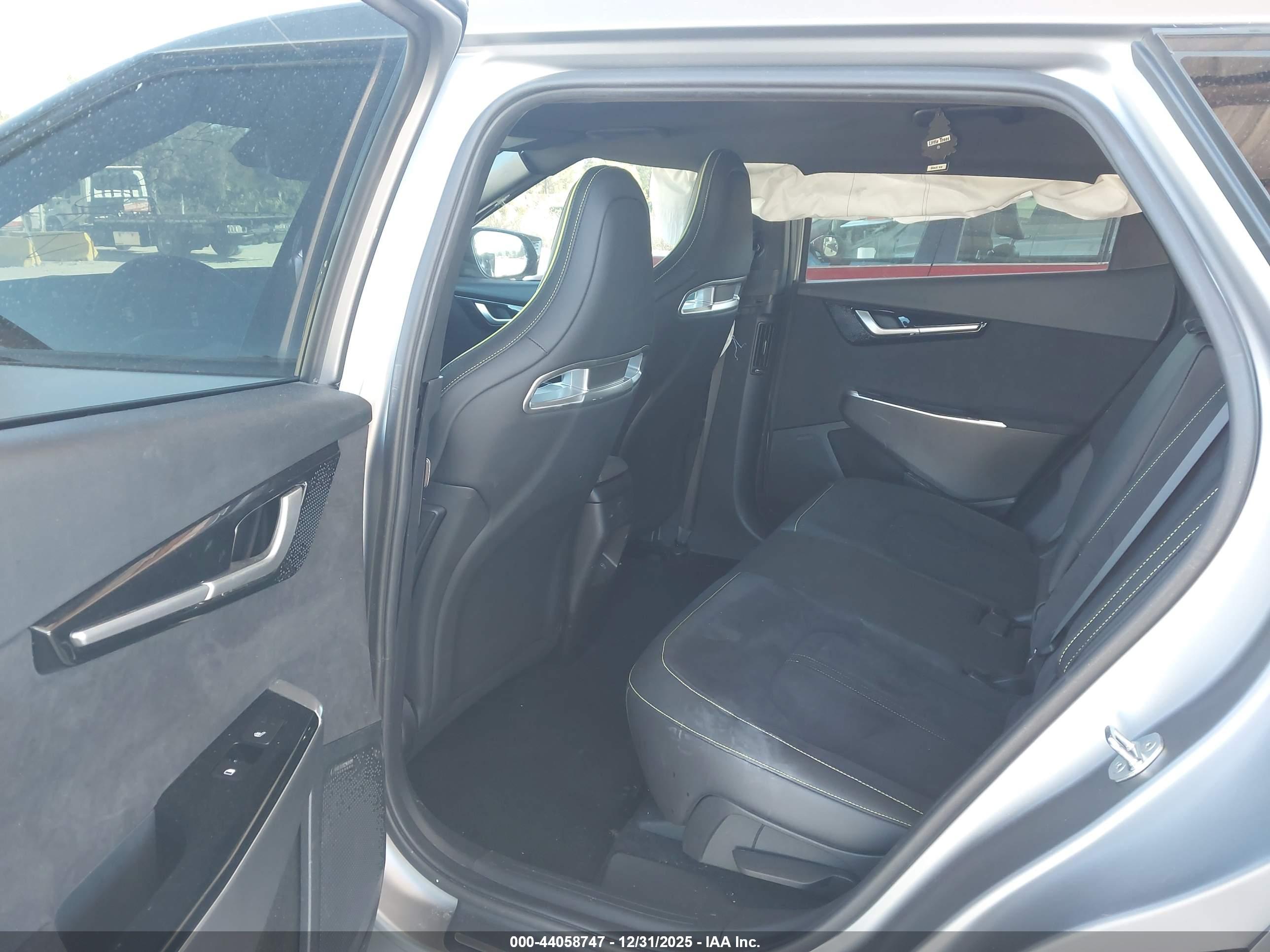 KIA EV6 image 8