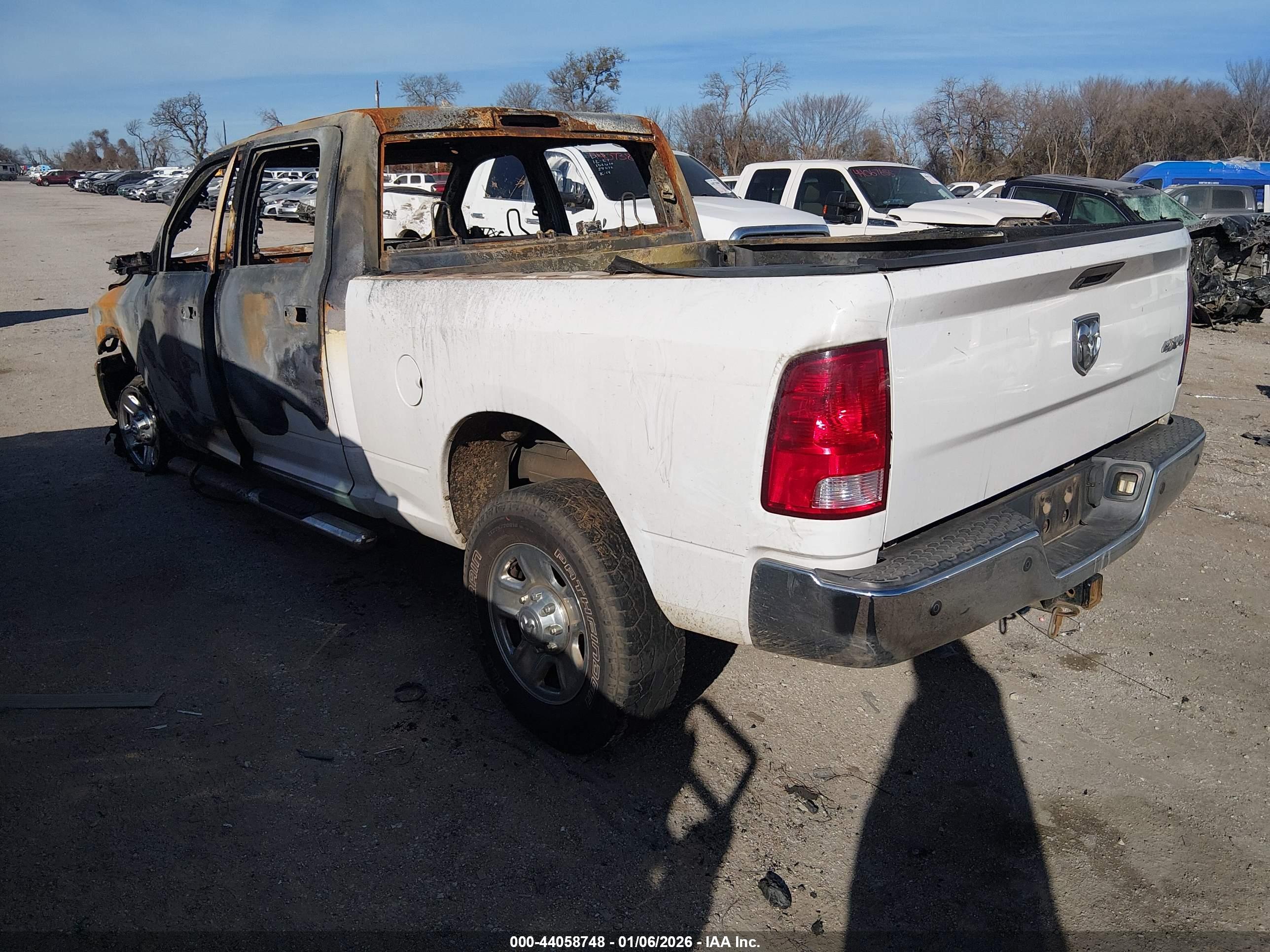 RAM 2500 image 3