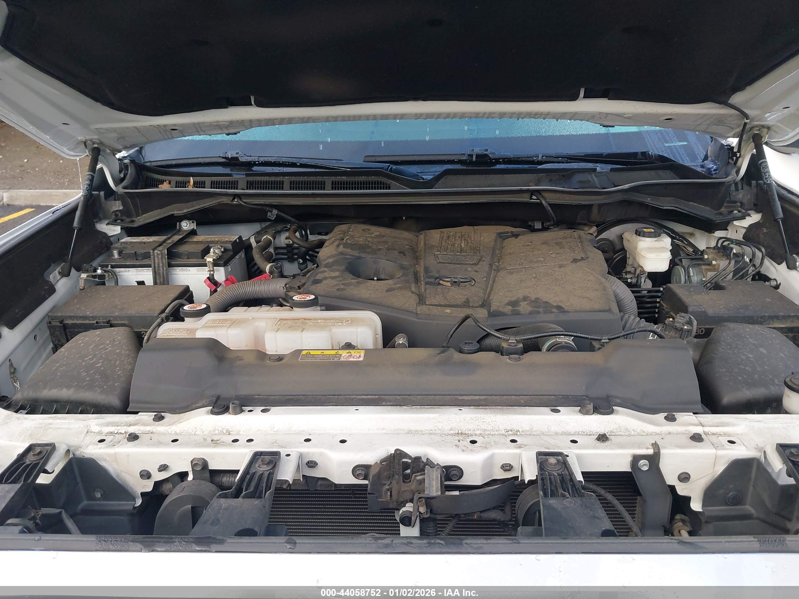 TOYOTA TUNDRA image 10