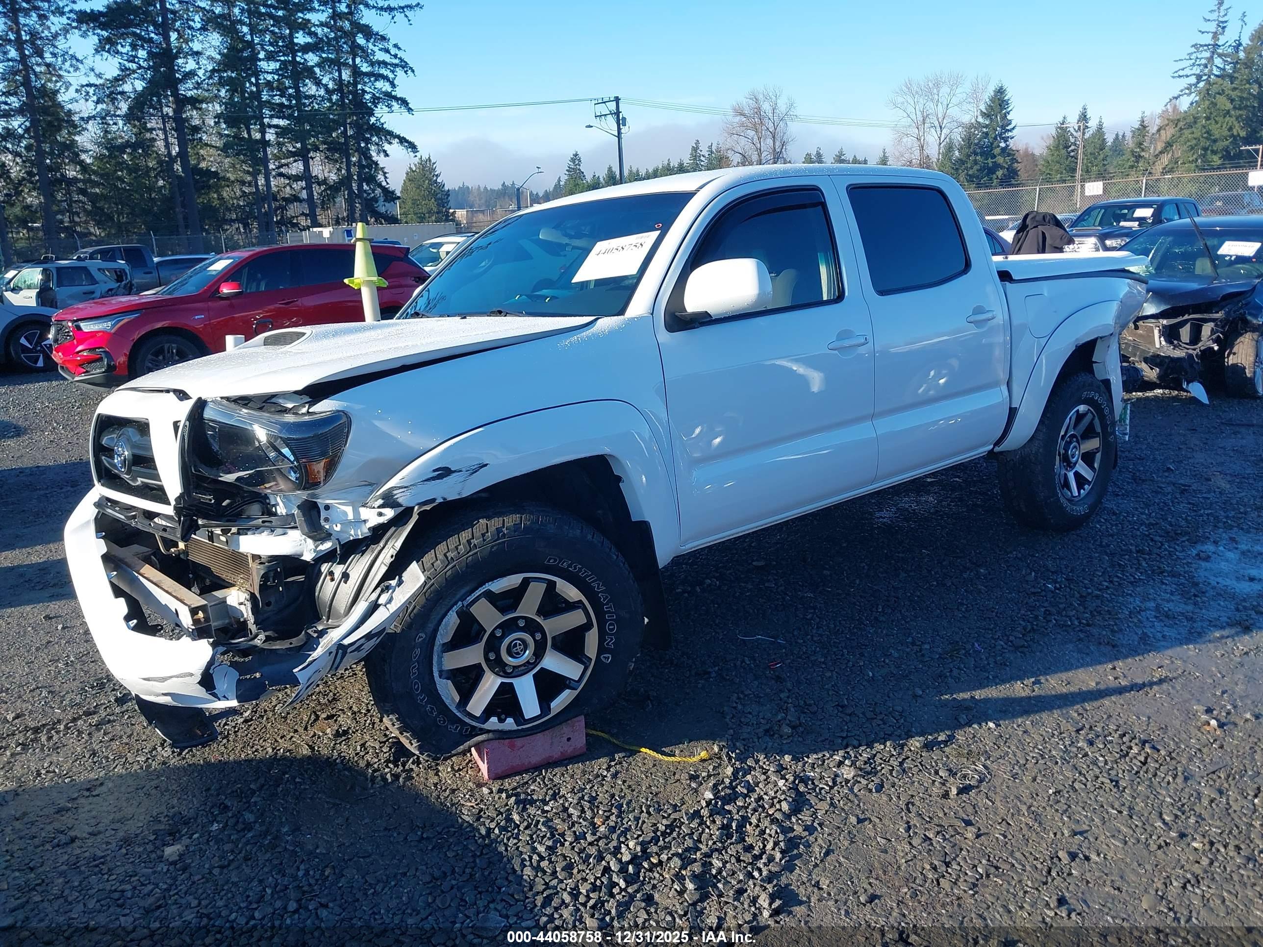 TOYOTA TACOMA image 2