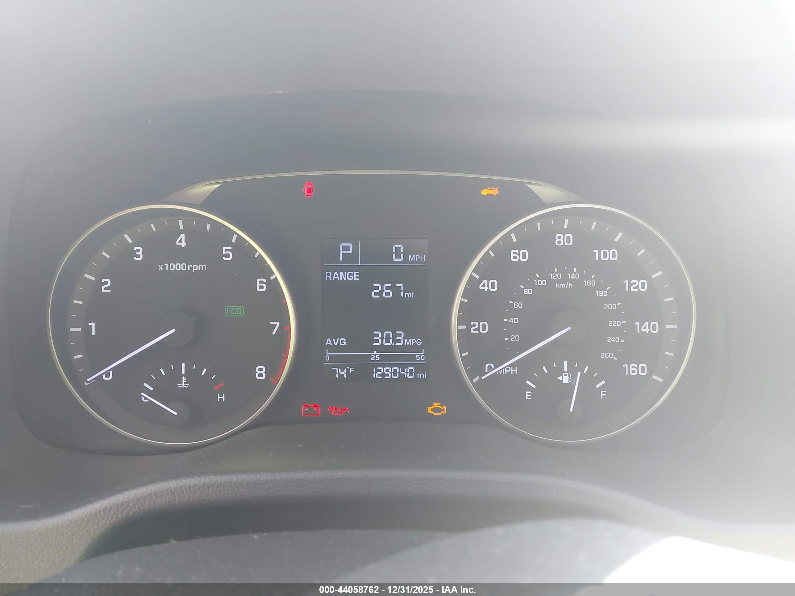 HYUNDAI ELANTRA image 7