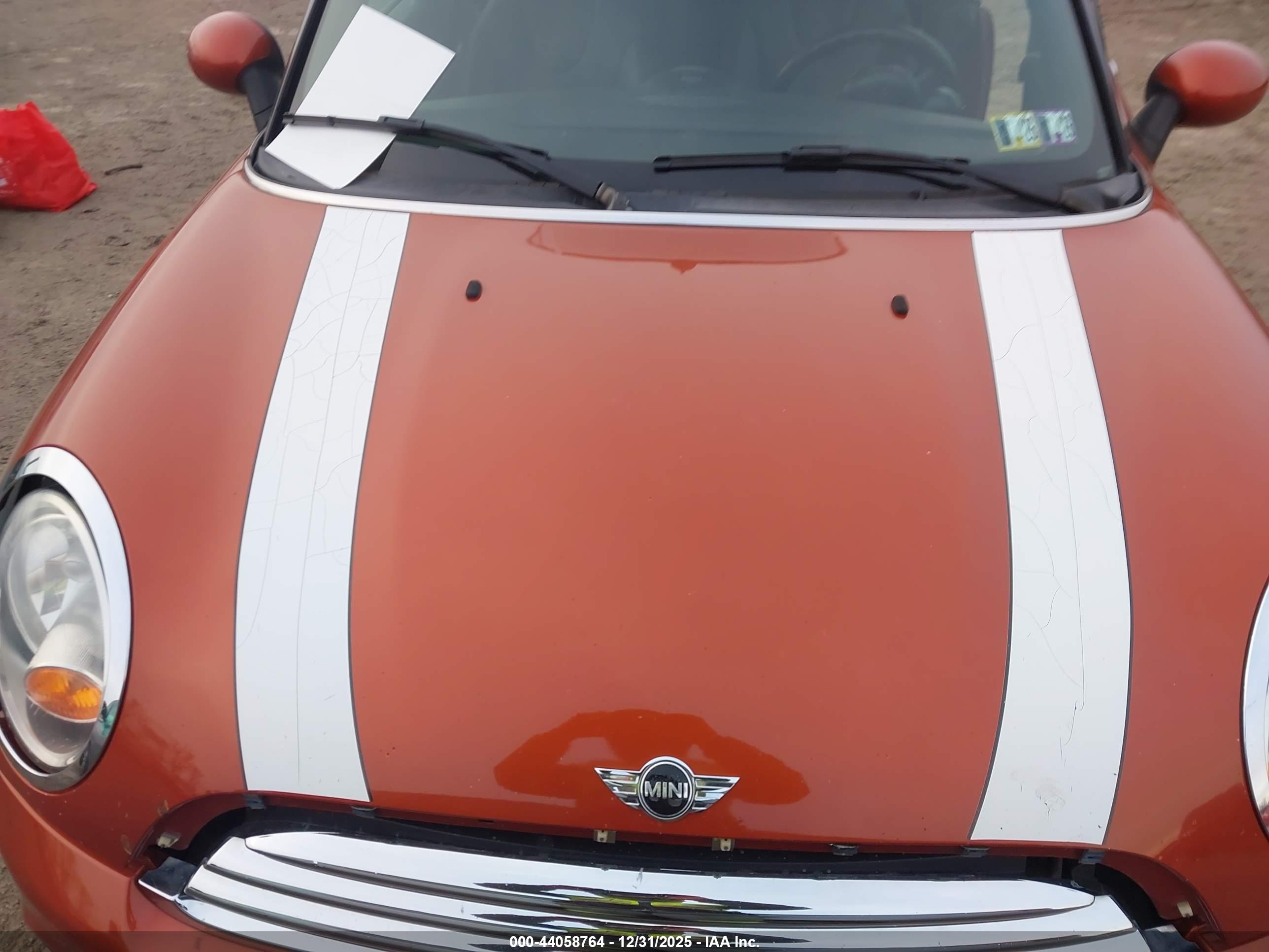 MINI CONVERTIBLE image 10