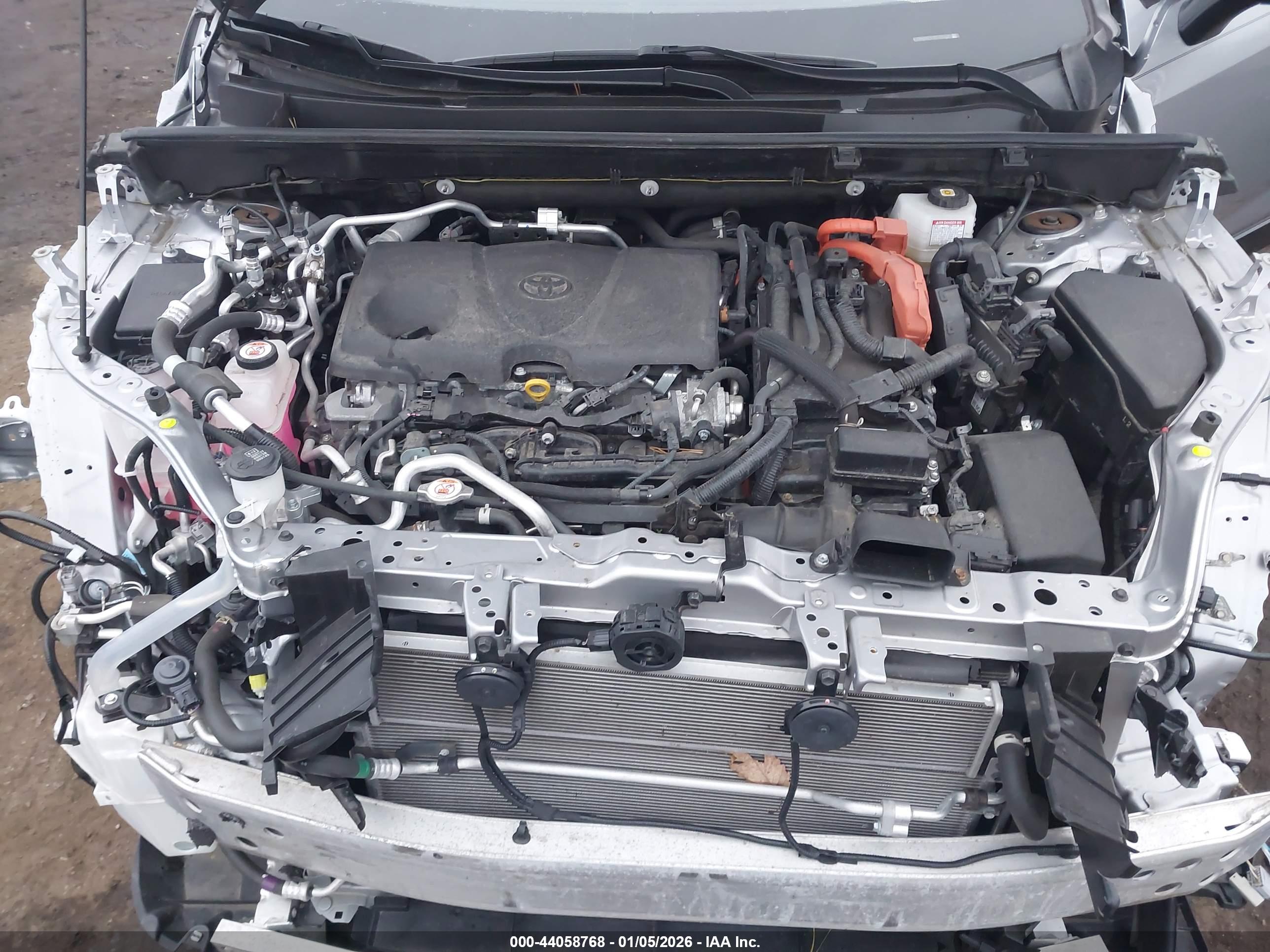 TOYOTA RAV4 image 10
