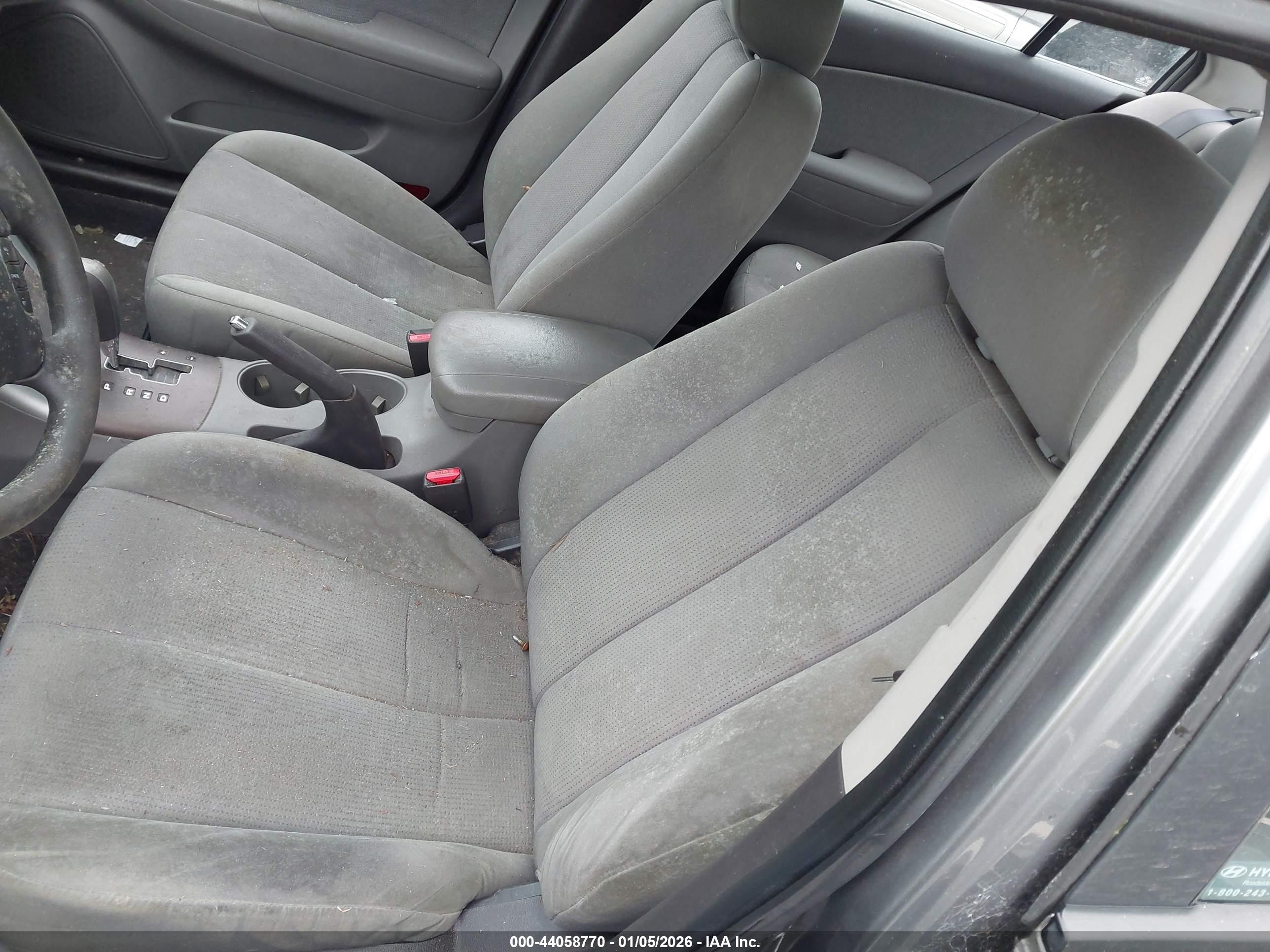 HYUNDAI SONATA image 6