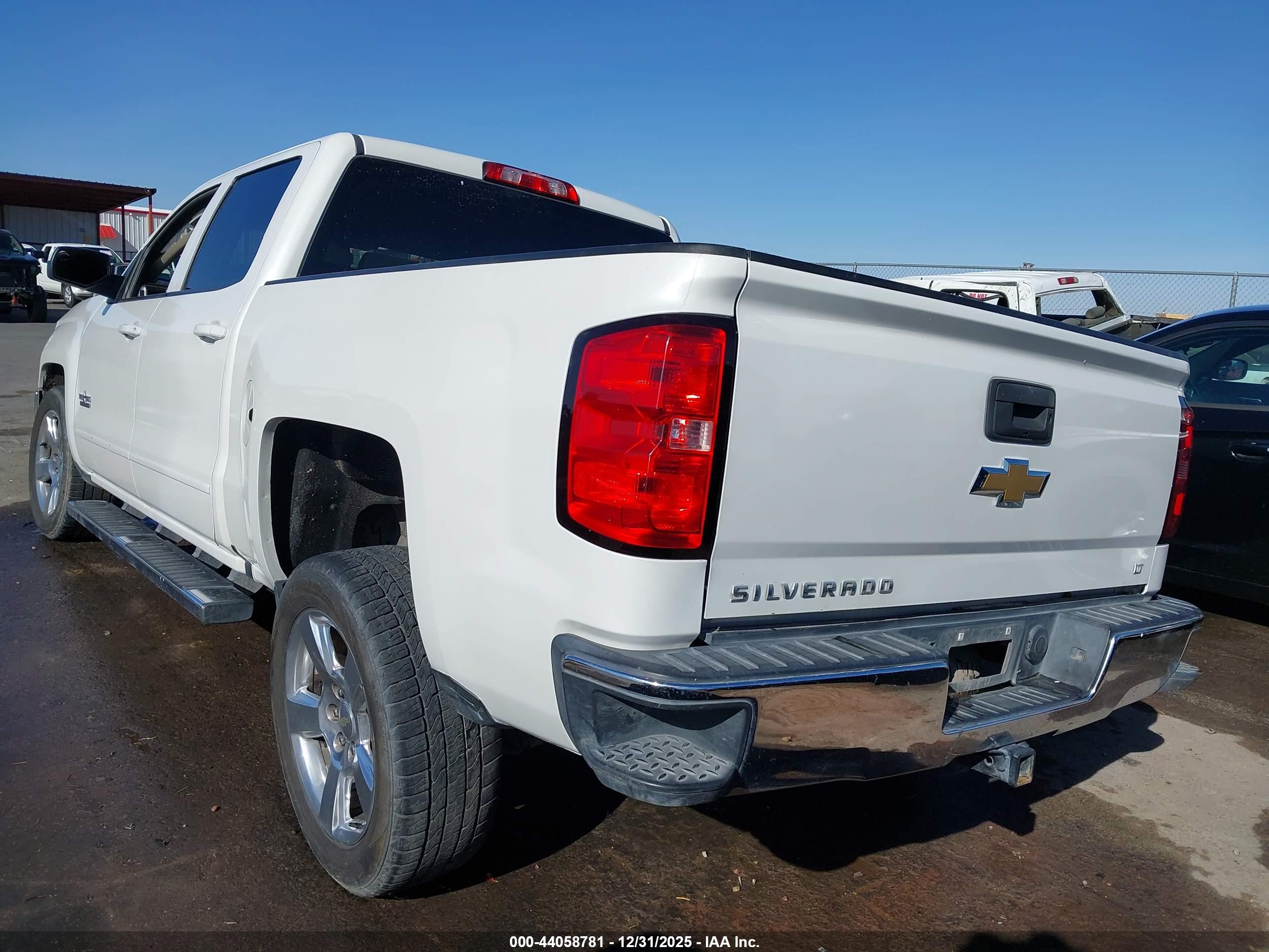 CHEVROLET SILVERADO image 3