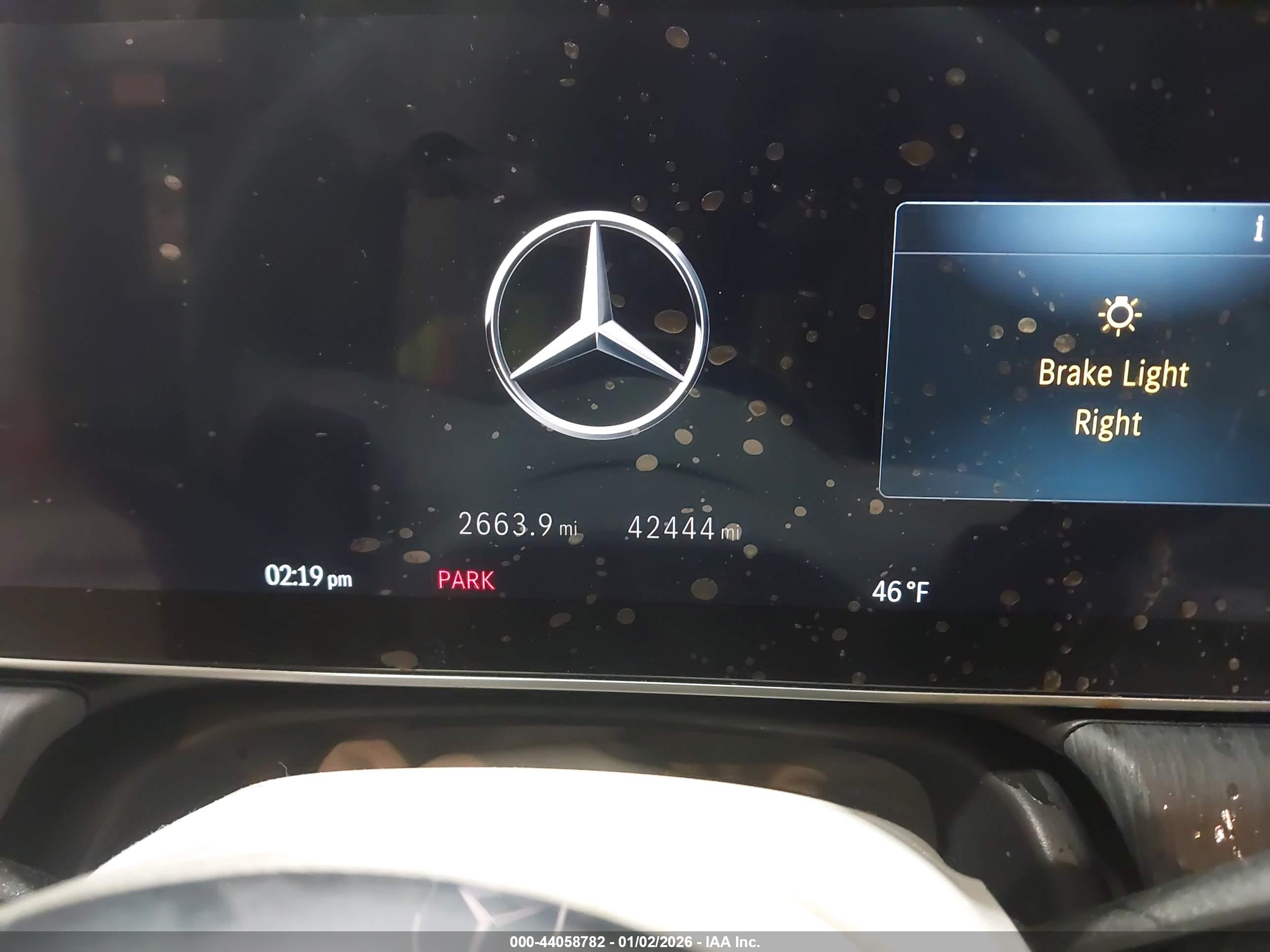 MERCEDES-BENZ EQE image 7