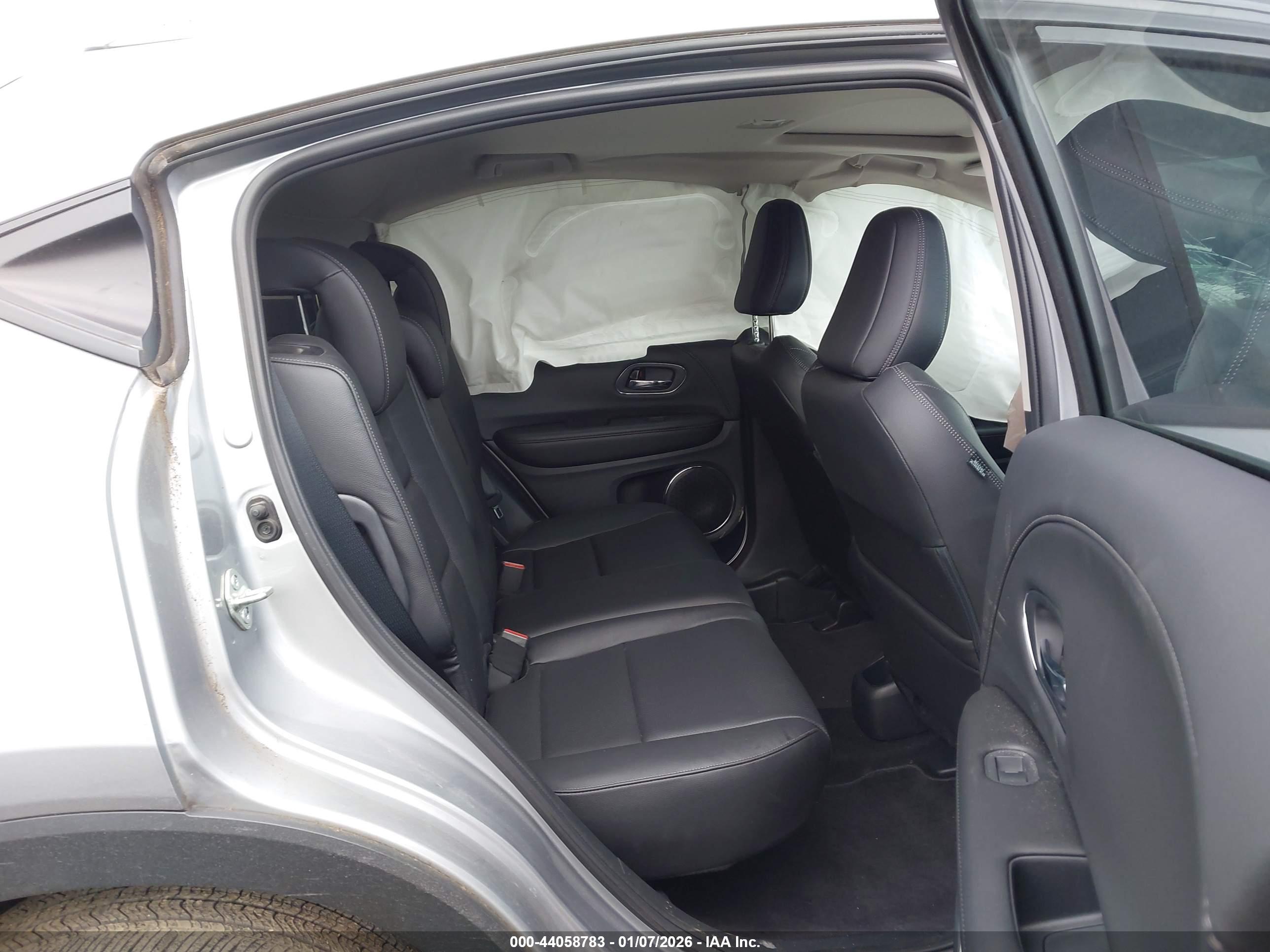 HONDA HR-V image 8