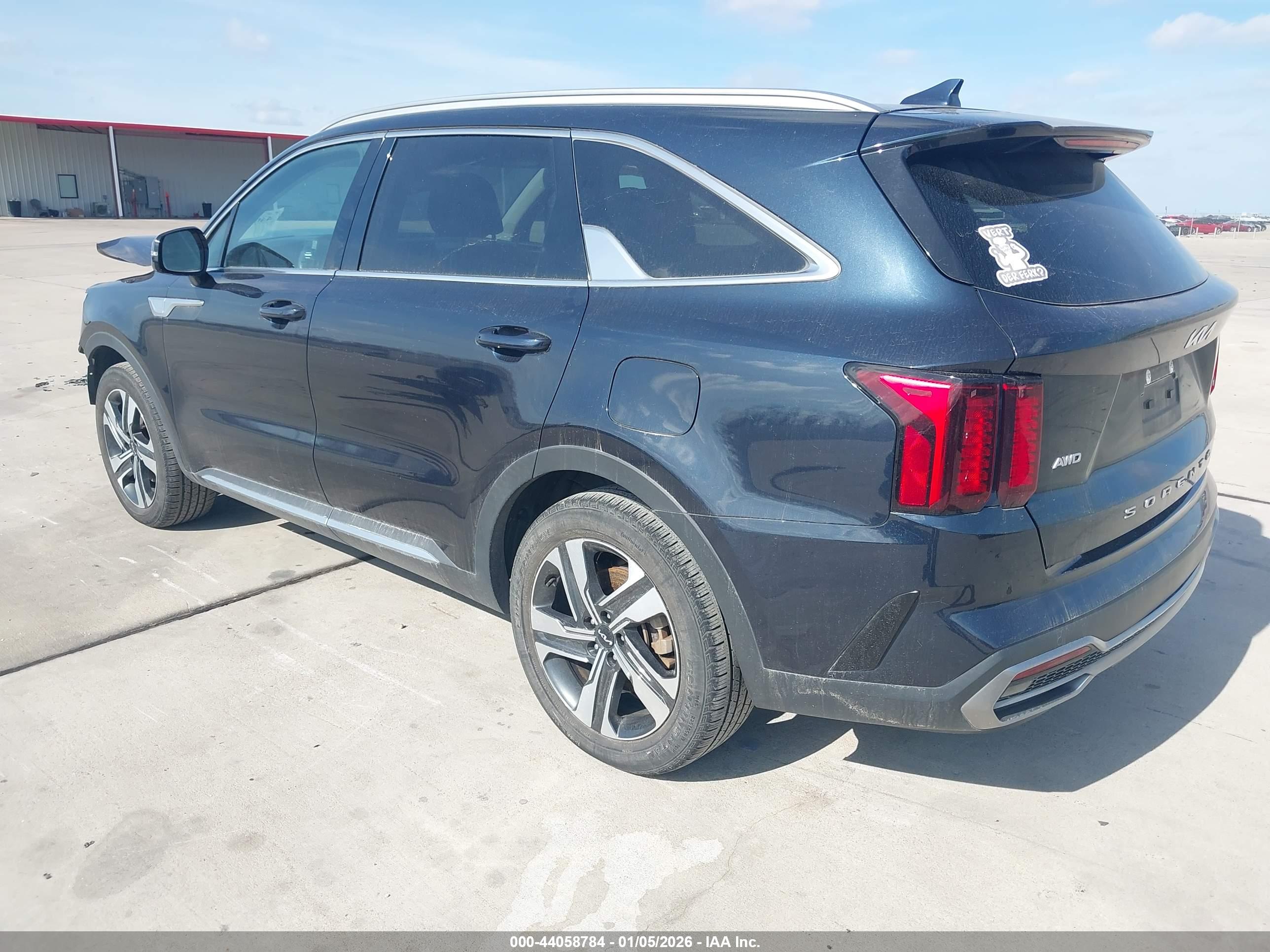 KIA SORENTO image 3