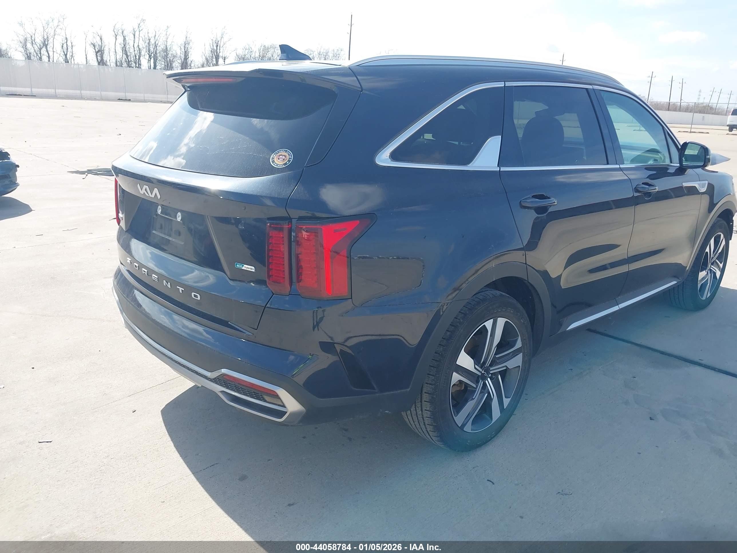 KIA SORENTO image 4