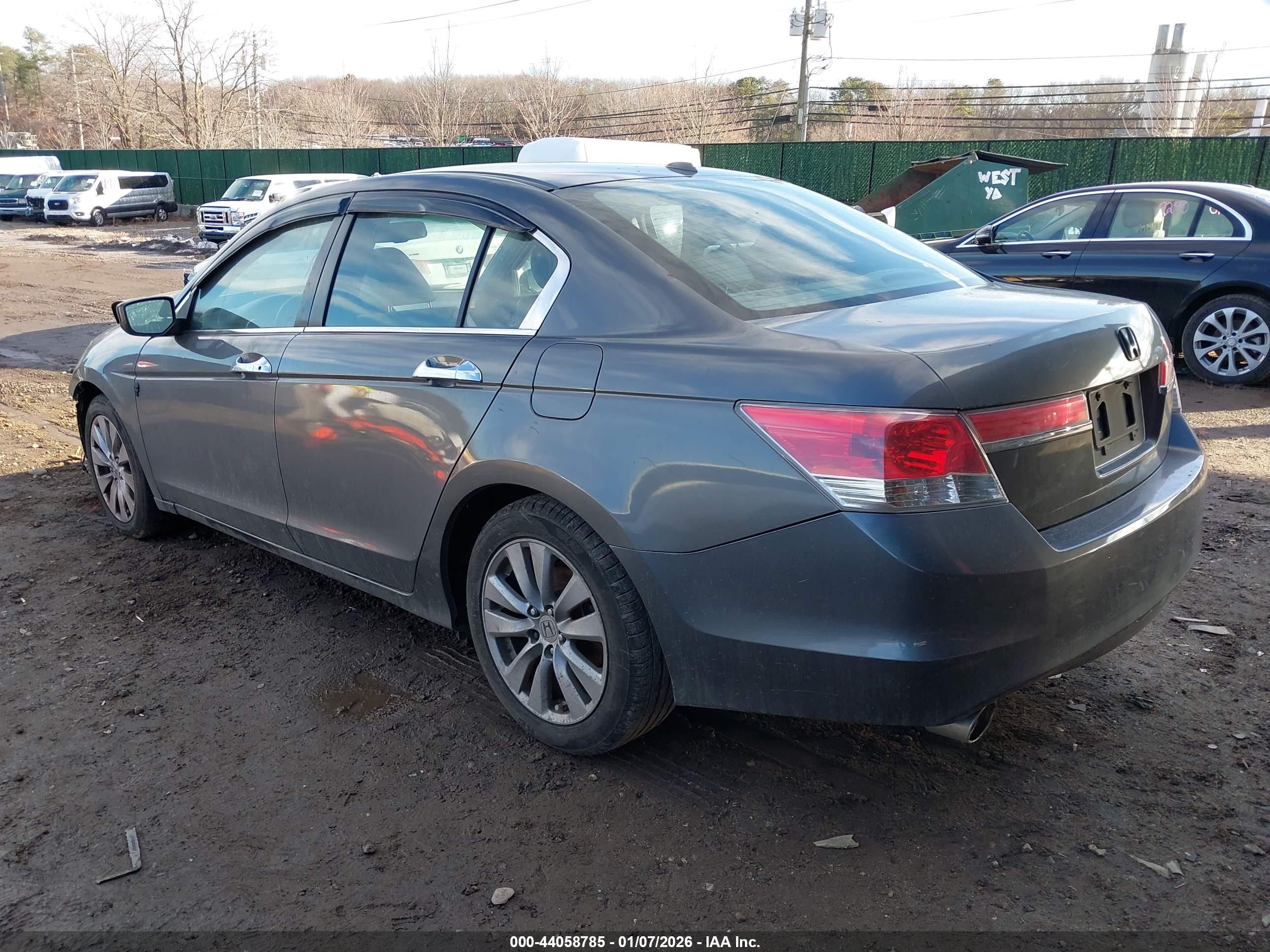 HONDA ACCORD image 3