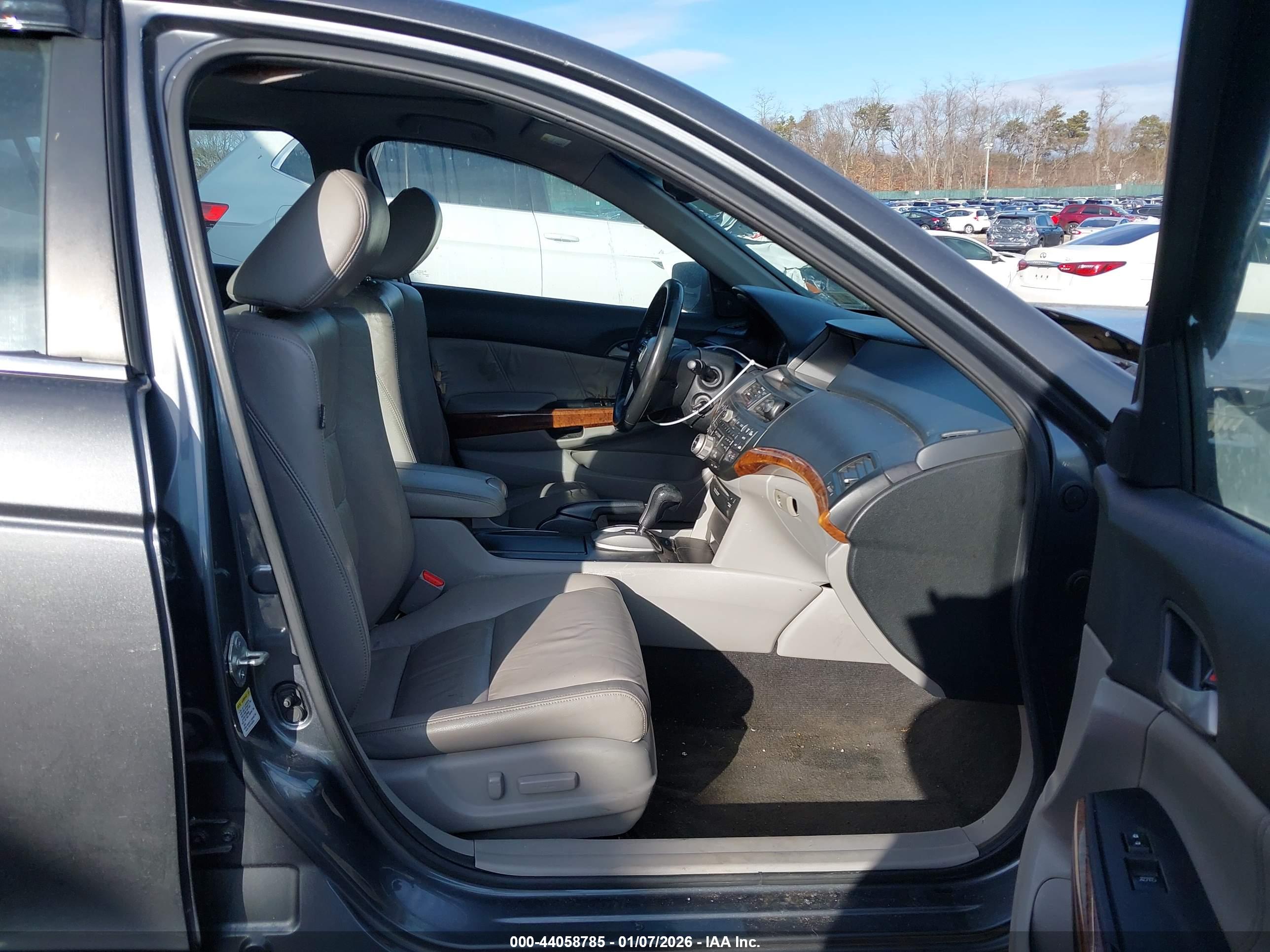 HONDA ACCORD image 5
