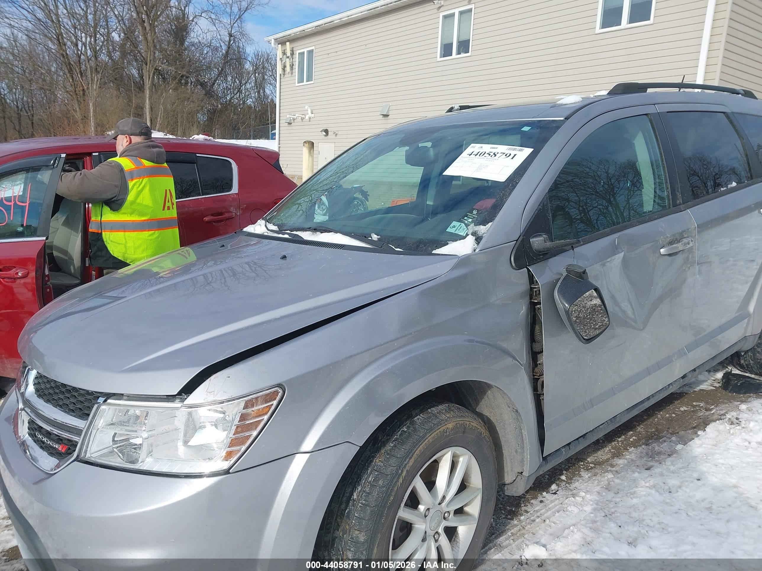 DODGE JOURNEY image 6