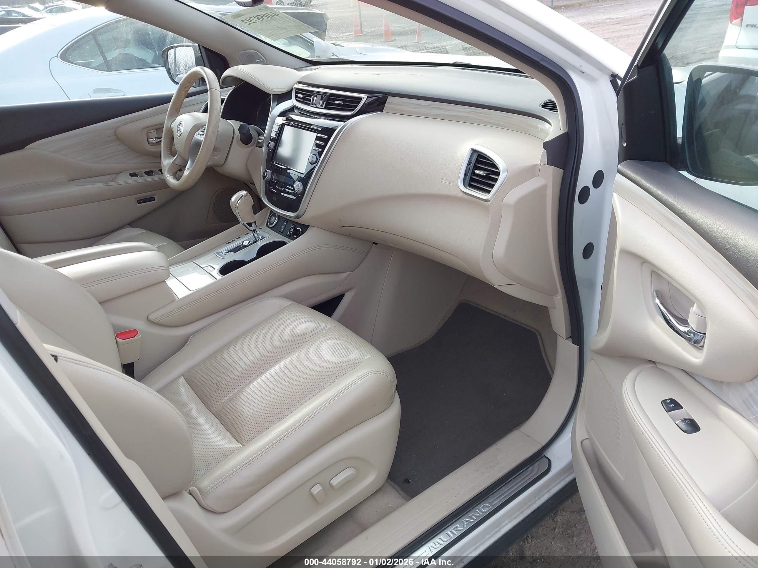 NISSAN MURANO image 5