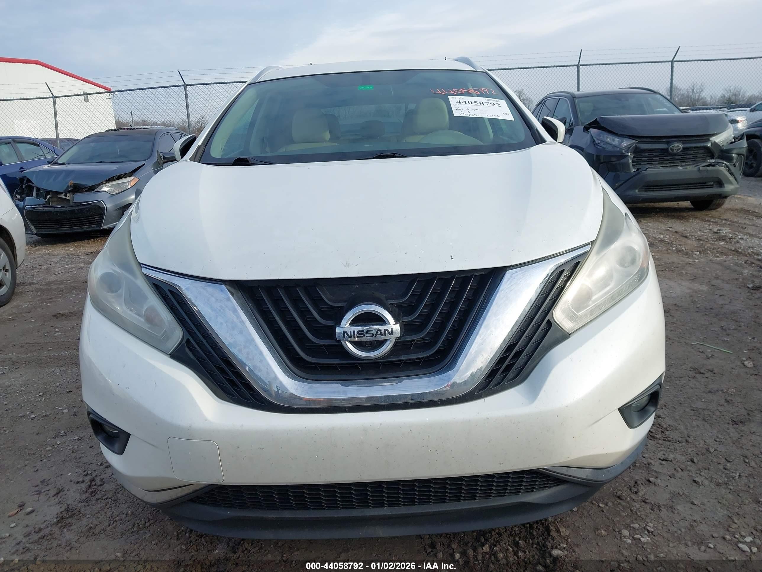 NISSAN MURANO image 6